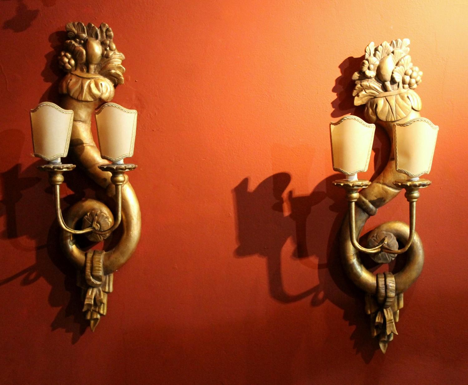 Italian 19th Century Neoclassic Hand Carved Giltwood Two Lights Wall Sconces 9