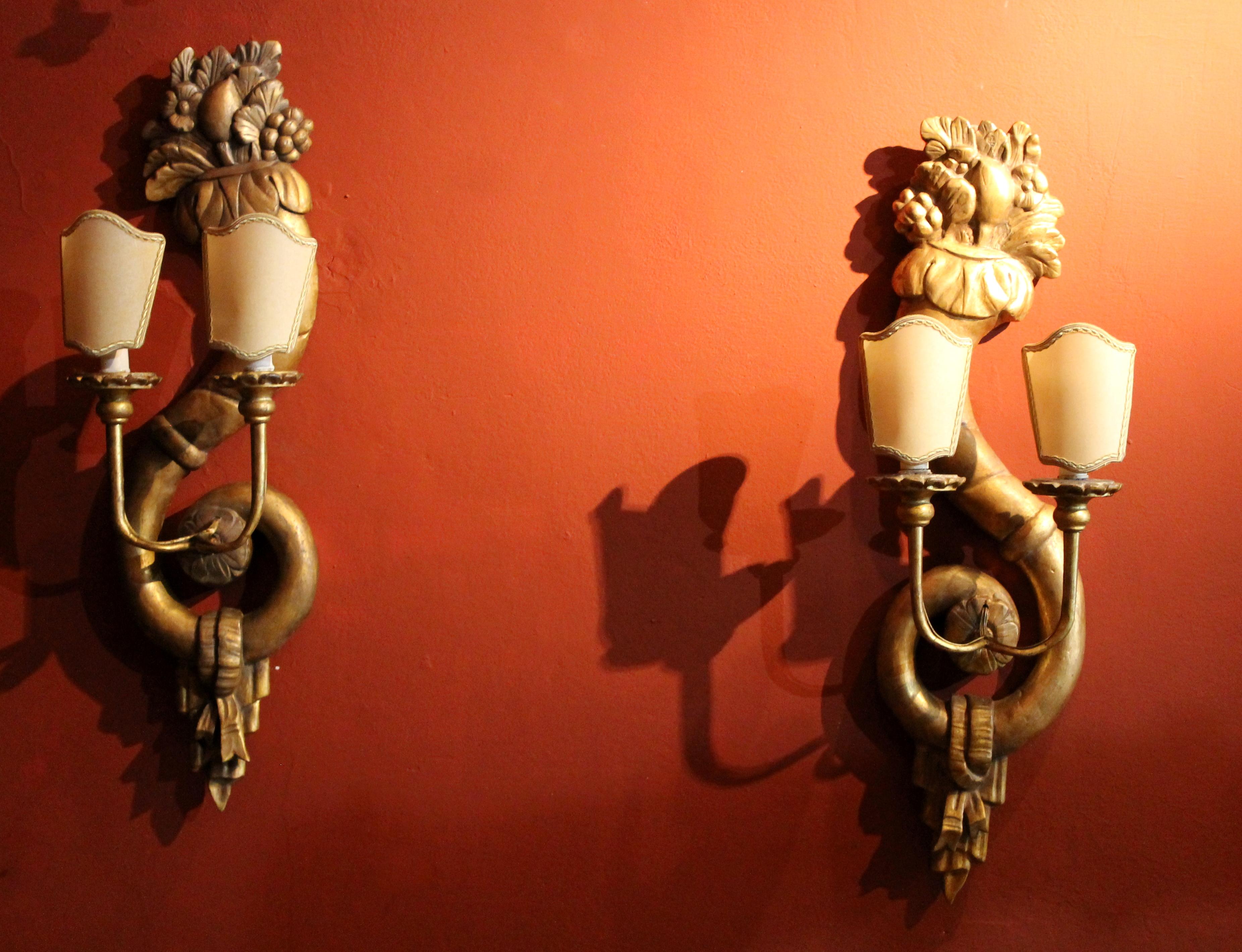 Louis XVI Italian 19th Century Neoclassic Hand Carved Giltwood Two Lights Wall Sconces