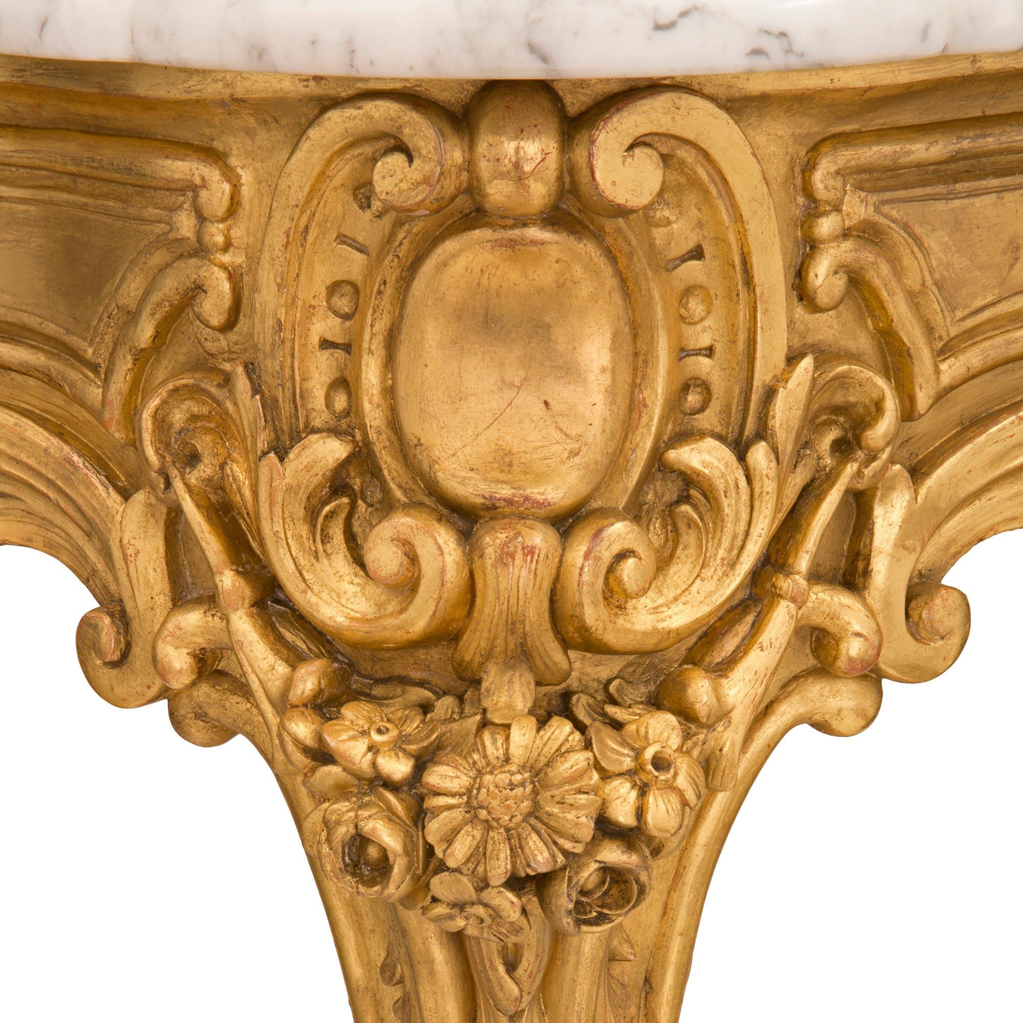 Pair of Italian 19th Century Louis XV St. Giltwood and Marble Consoles For Sale 2