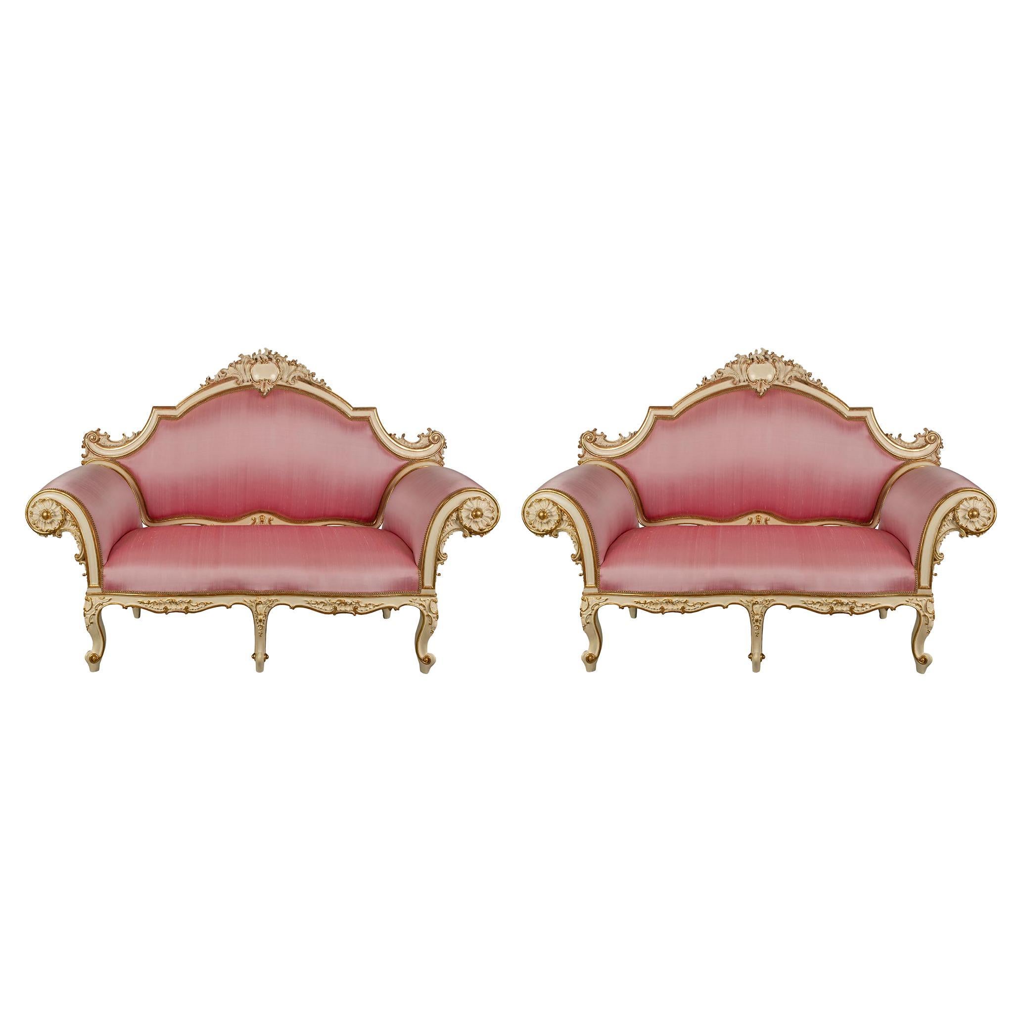 Pair of Italian 19th Century Louis XV St. Patinated and Giltwood Venetian Sette For Sale