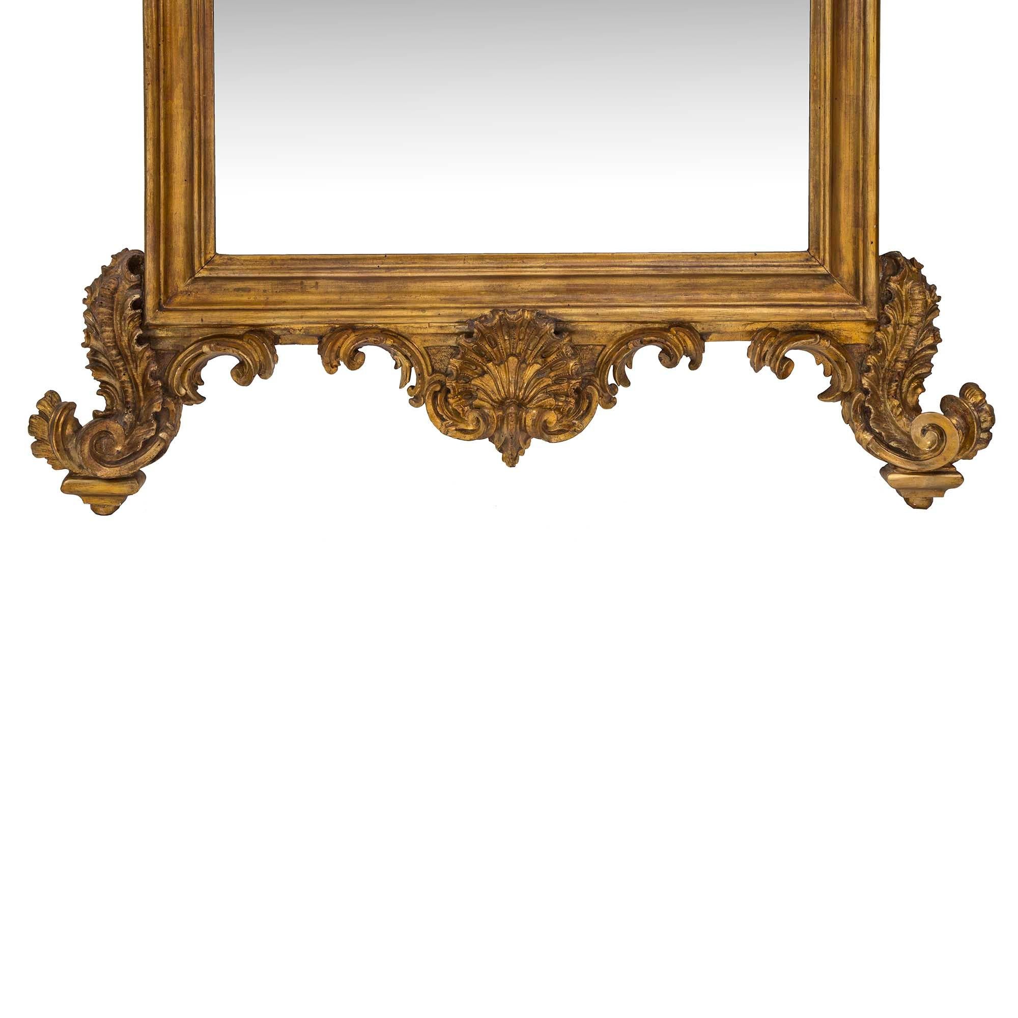 Pair of Italian 19th Century Louis XV Style Finely Carved Mecca Mirrors For Sale 2