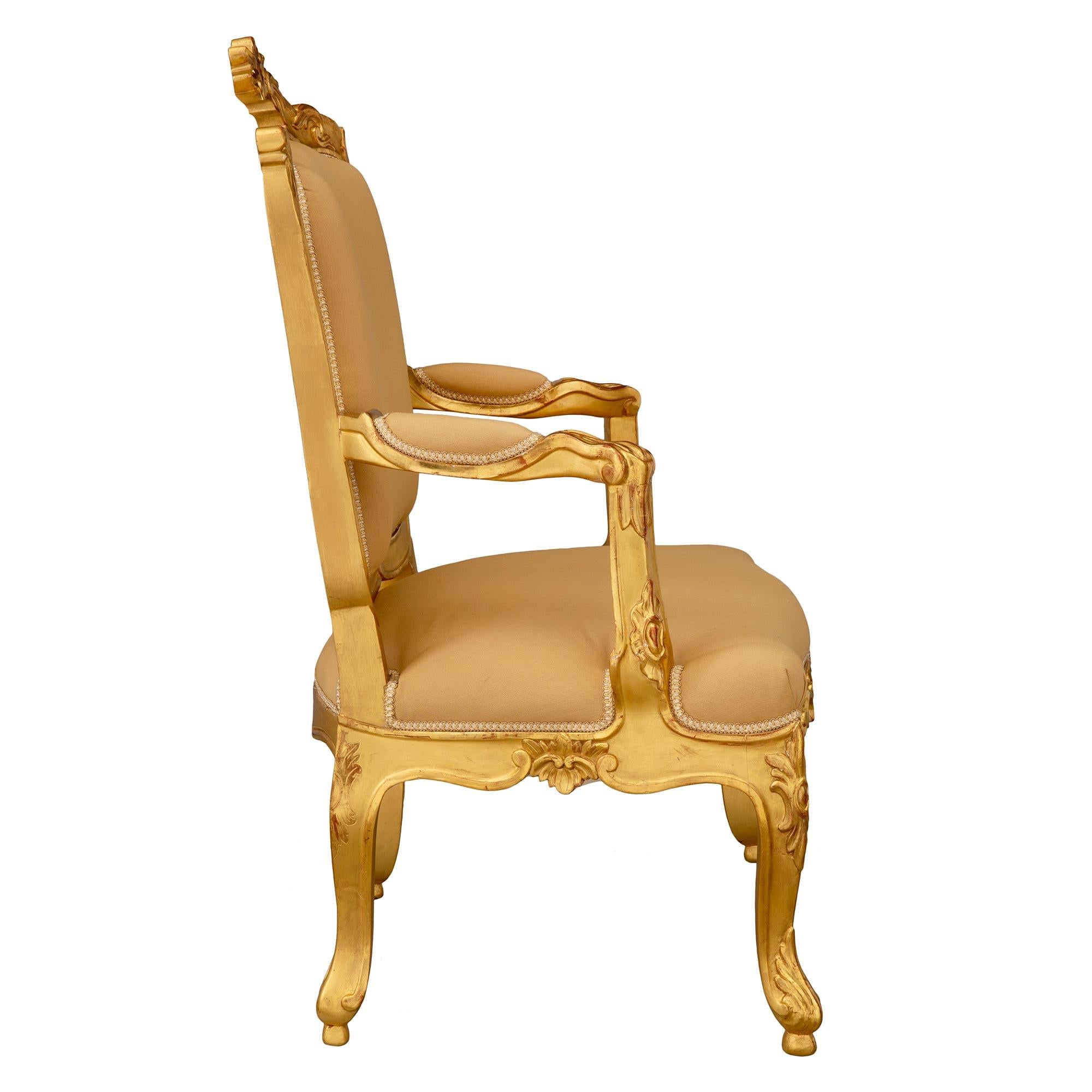 Pair of Italian 19th Century Louis XV Style Giltwood Armchairs In Good Condition For Sale In West Palm Beach, FL
