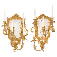 Paar italienische verspiegelte venezianische Ormolu-Wandleuchter im Louis-XV-Stil des 19. Jahrhunderts