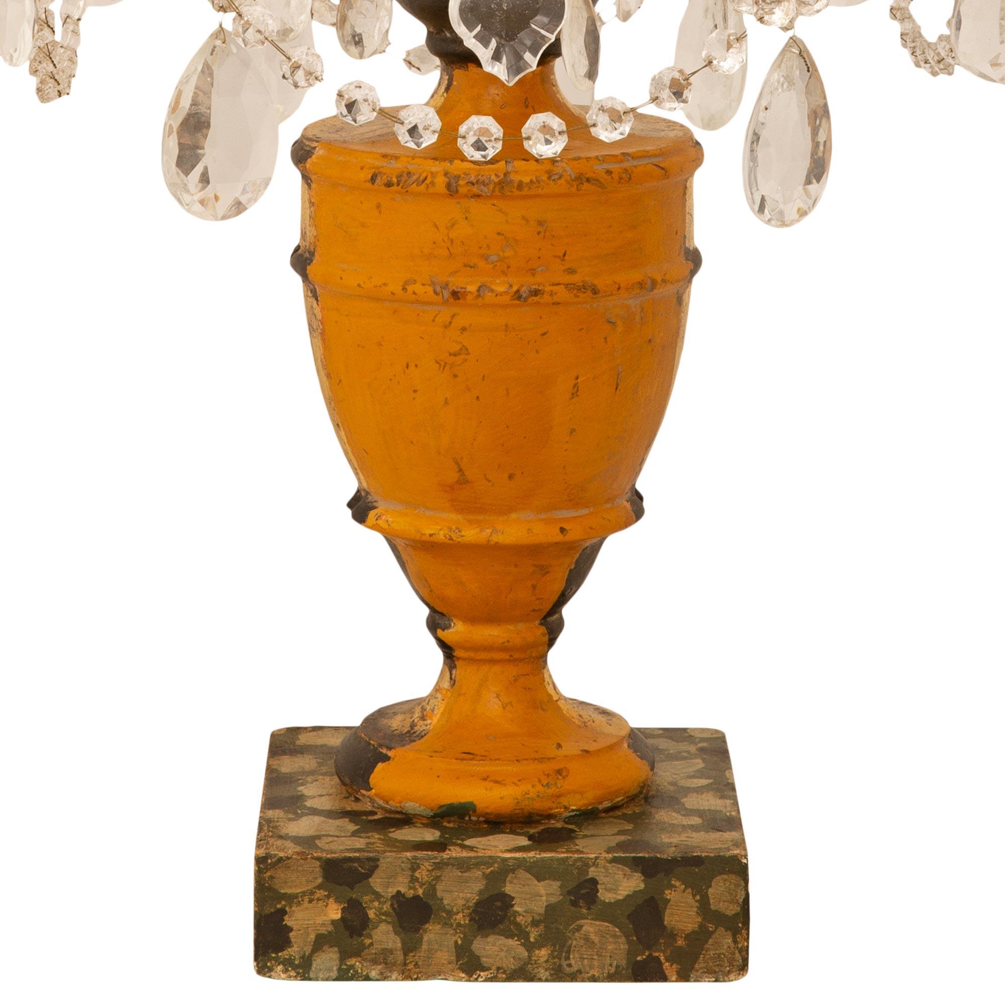 Paire de candélabres italiens Louis XVI du 19ème siècle en vente 3