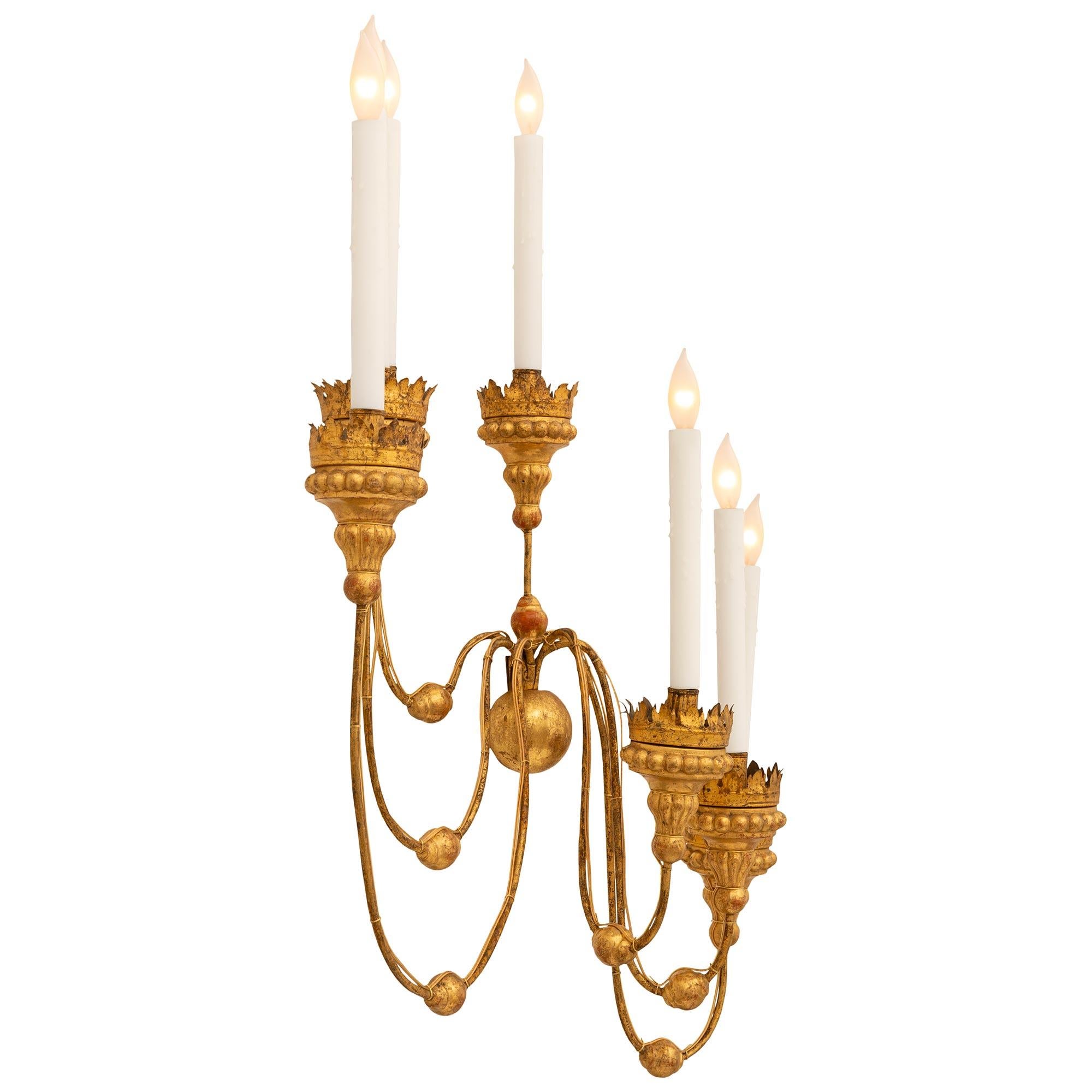 pair of Italian 19th century Louis XVI st. Gilt Metal and Giltwood sconces In Good Condition For Sale In West Palm Beach, FL