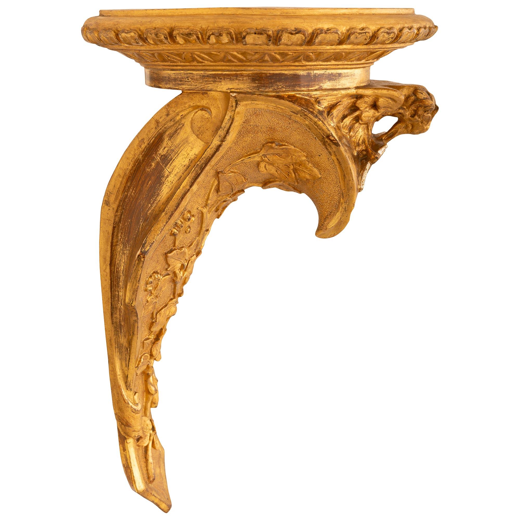 pair of Italian 19th century Louis XVI st. Giltwood and Mecca wall brackets For Sale 1