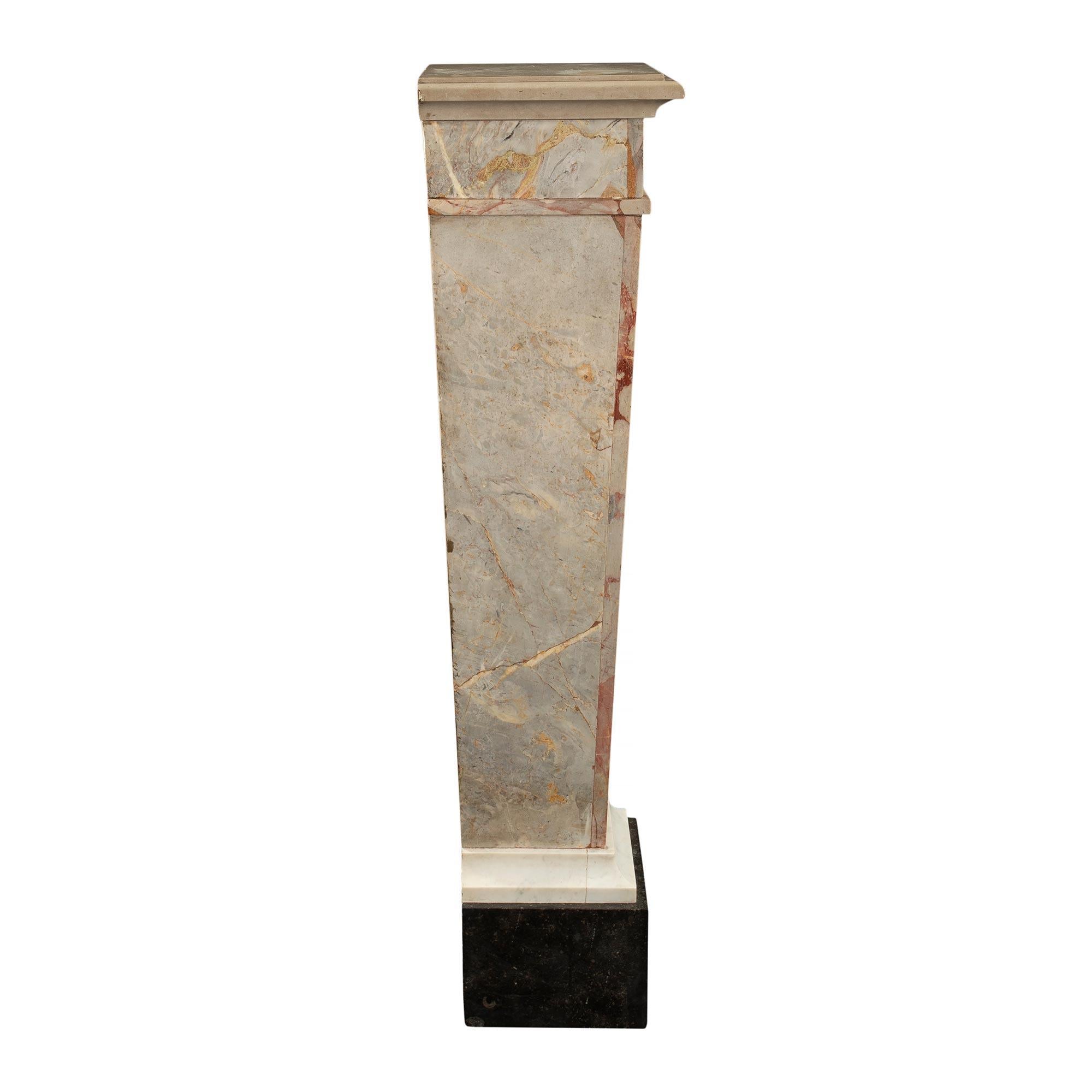 Pair of Italian 19th Century Louis XVI Style Marble Pedestals For Sale 3