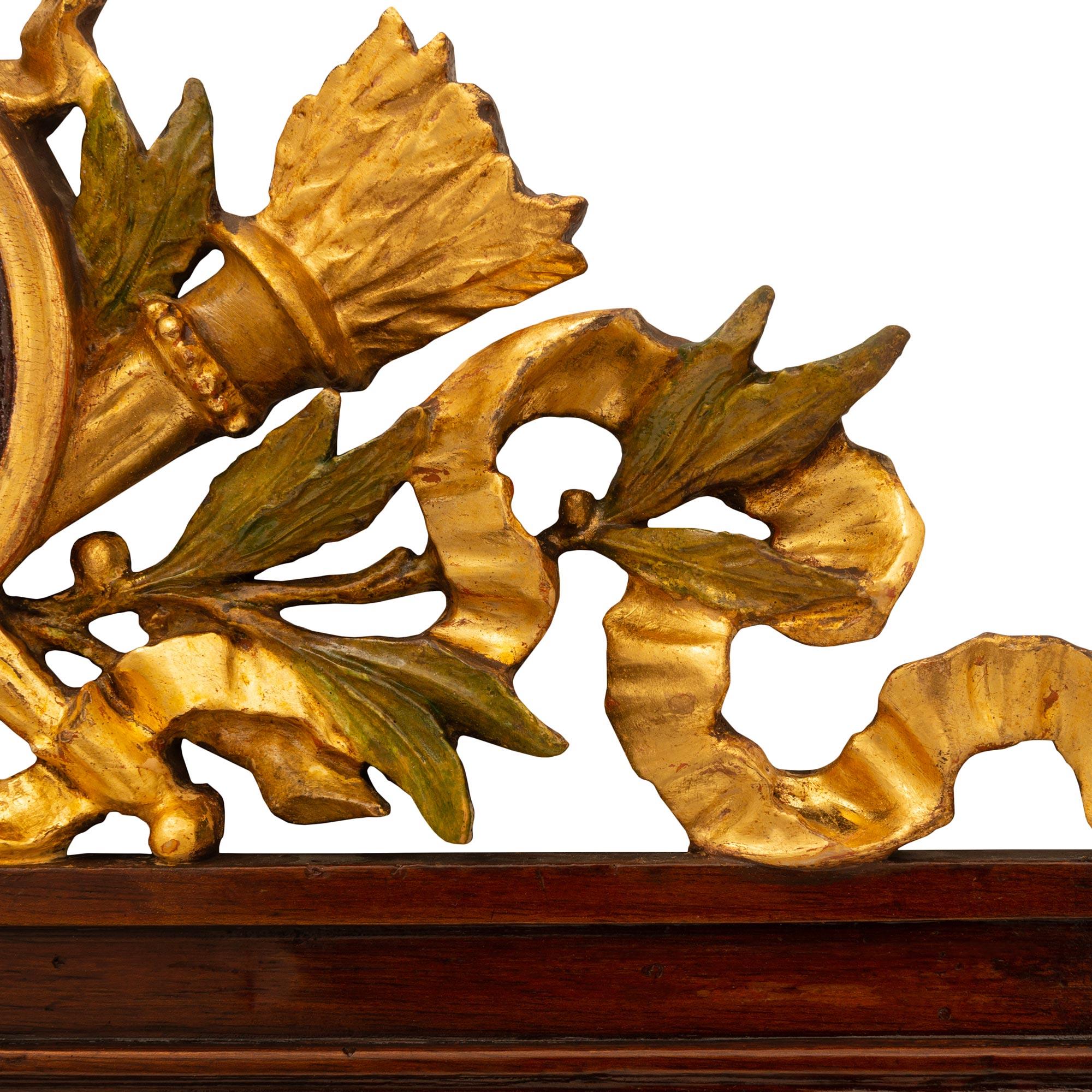 Miroir Paire de miroirs italiens néo-classiques du 19ème siècle en acajou et bois doré en vente