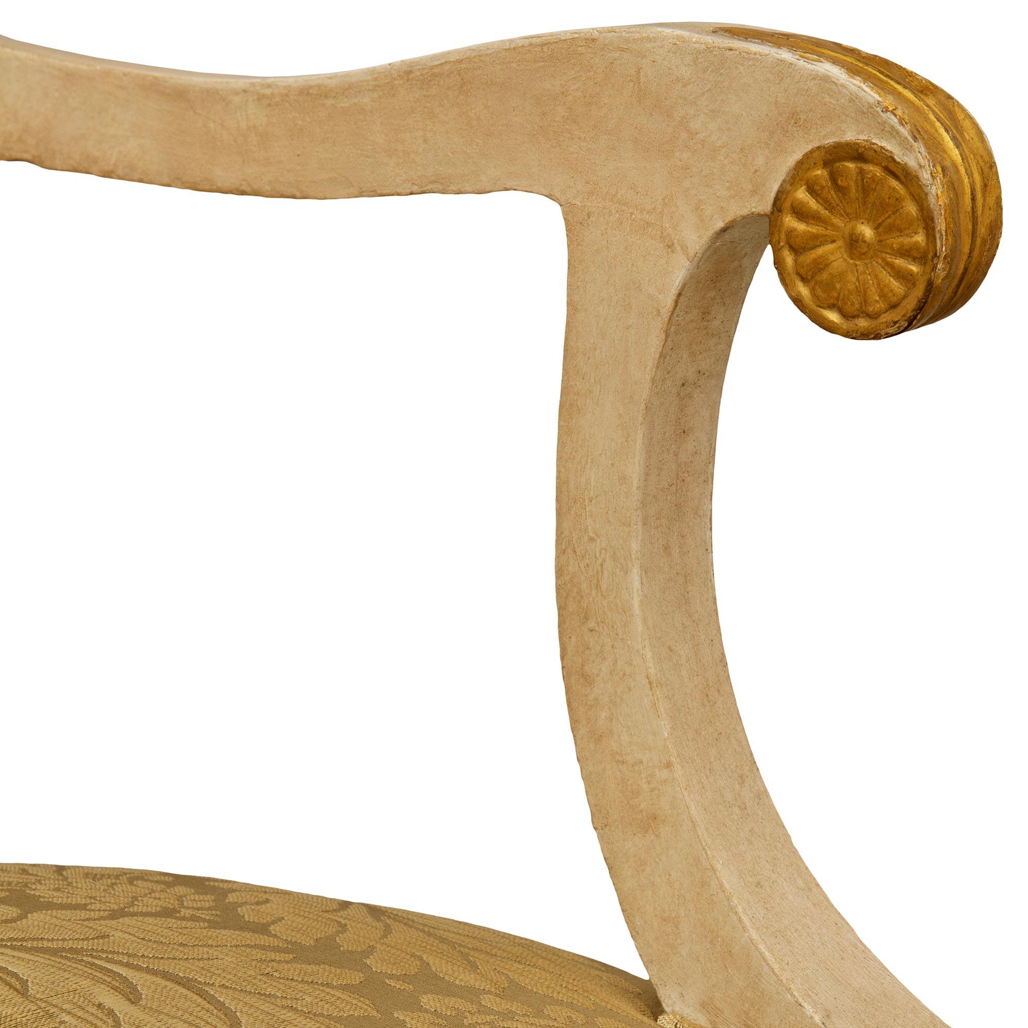 paire de fauteuils italiens du 19e siècle en bois patiné et Wood Wood en vente 1