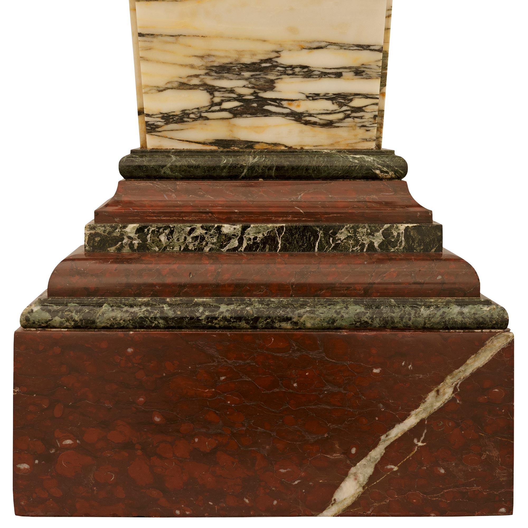 Pair of Italian 19th century pedestal in various marbles For Sale 1