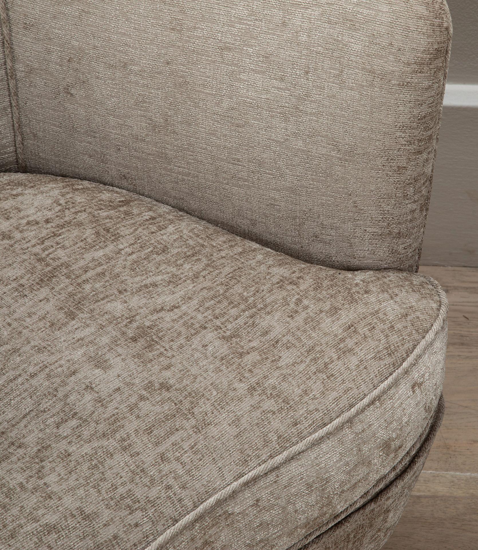 Pair of Italian 20th Century Armchairs For Sale 3