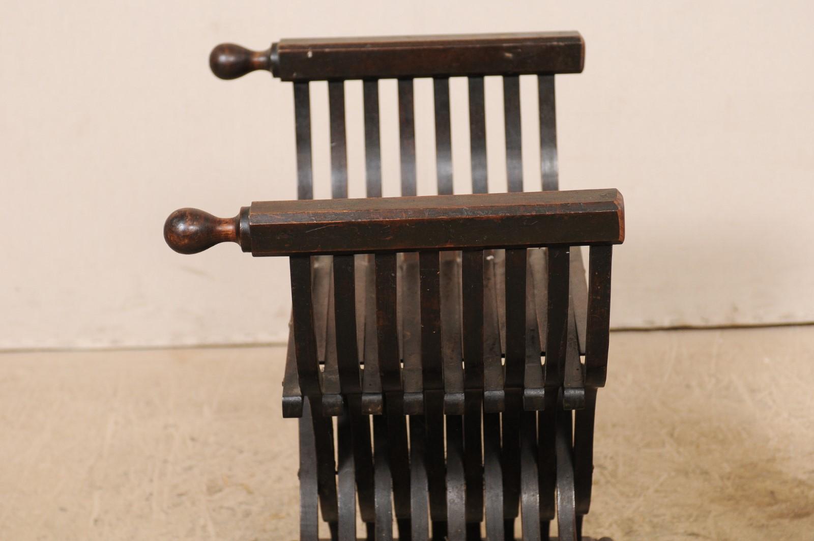 Pair of Italian 20th Century Dante Style Backless Savonarola Chairs 3