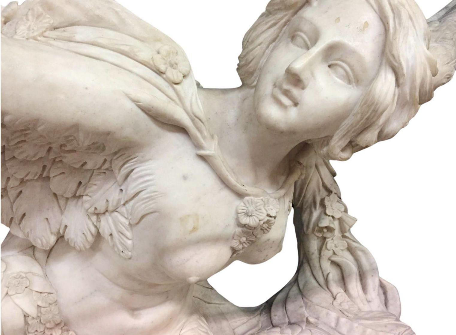 Paar italienische Konsolen aus geflügeltem Sirens-Marmor des 20. Jahrhunderts (Italienisch) im Angebot
