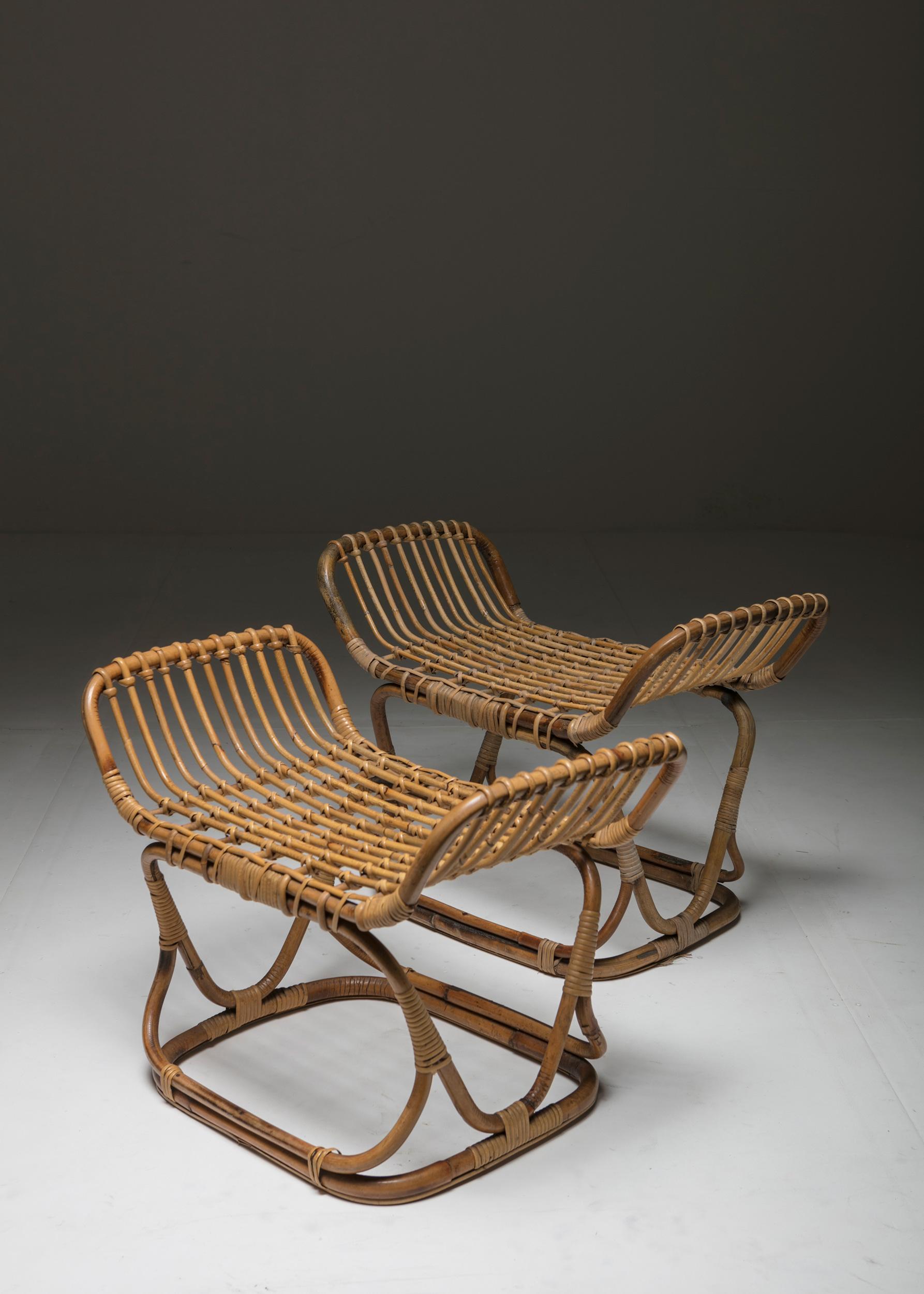 Set of two wicker stools.
Pieces can be used as stool or foot rest, with or without a cushion.
Slight different sizes due to handmade production.