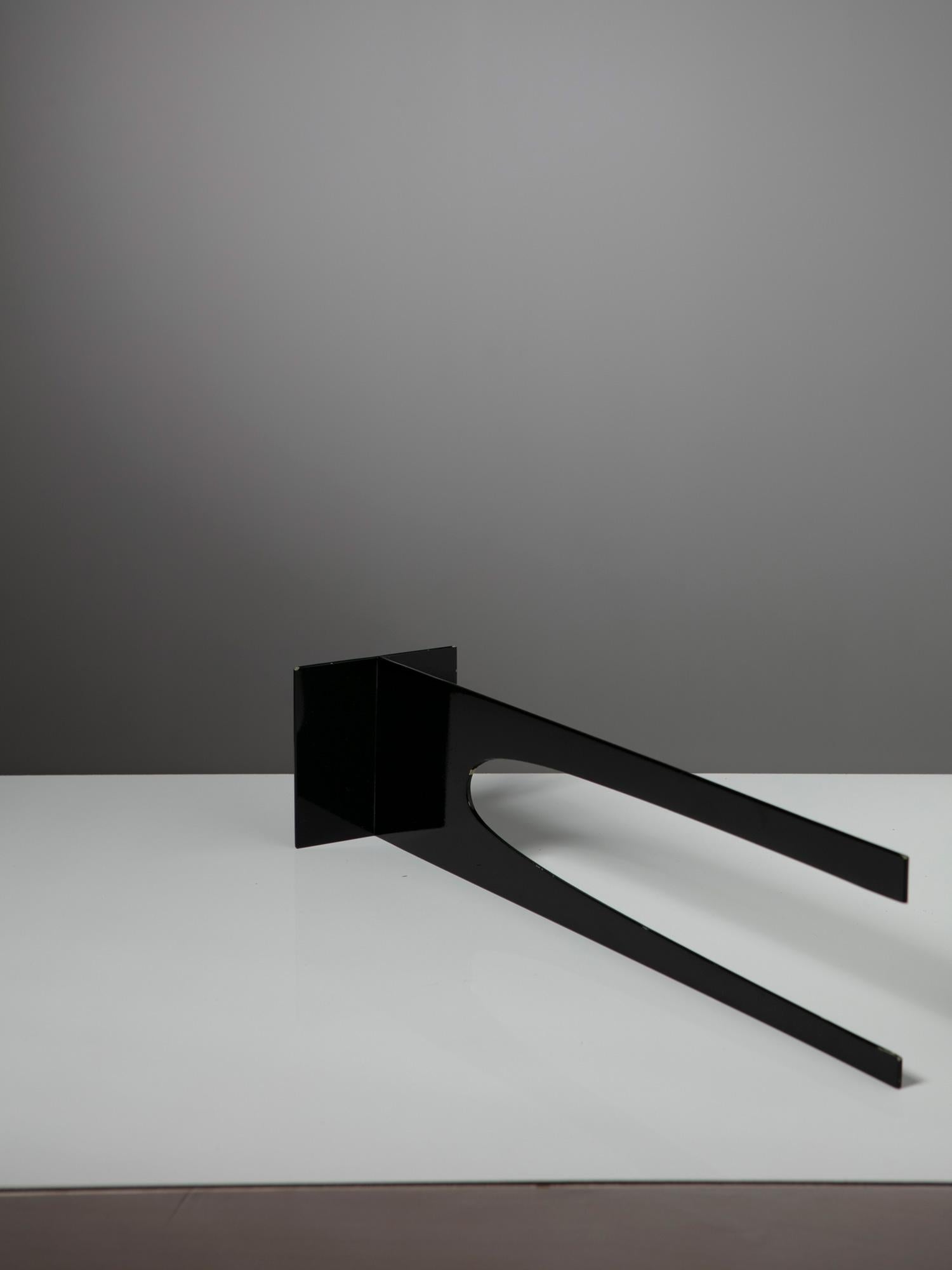 Late 20th Century Set of Two Abstract Sculptures with Painted Steel Frames, Italy, 1970s For Sale