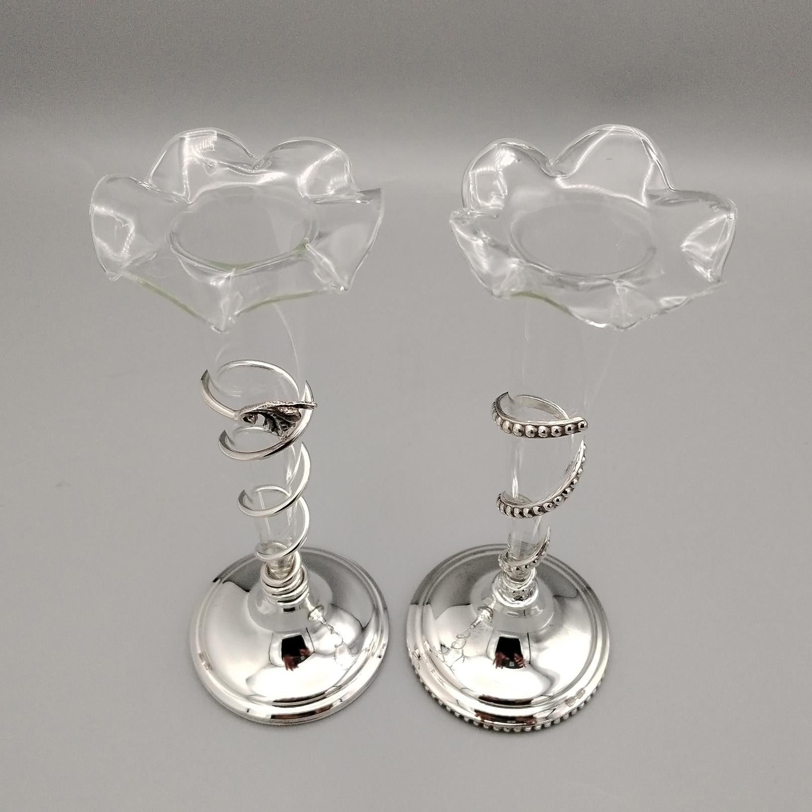 Pair of Italian 800 solid silver vases with blown glass flower holders In condizioni ottime in vendita a VALENZA, IT