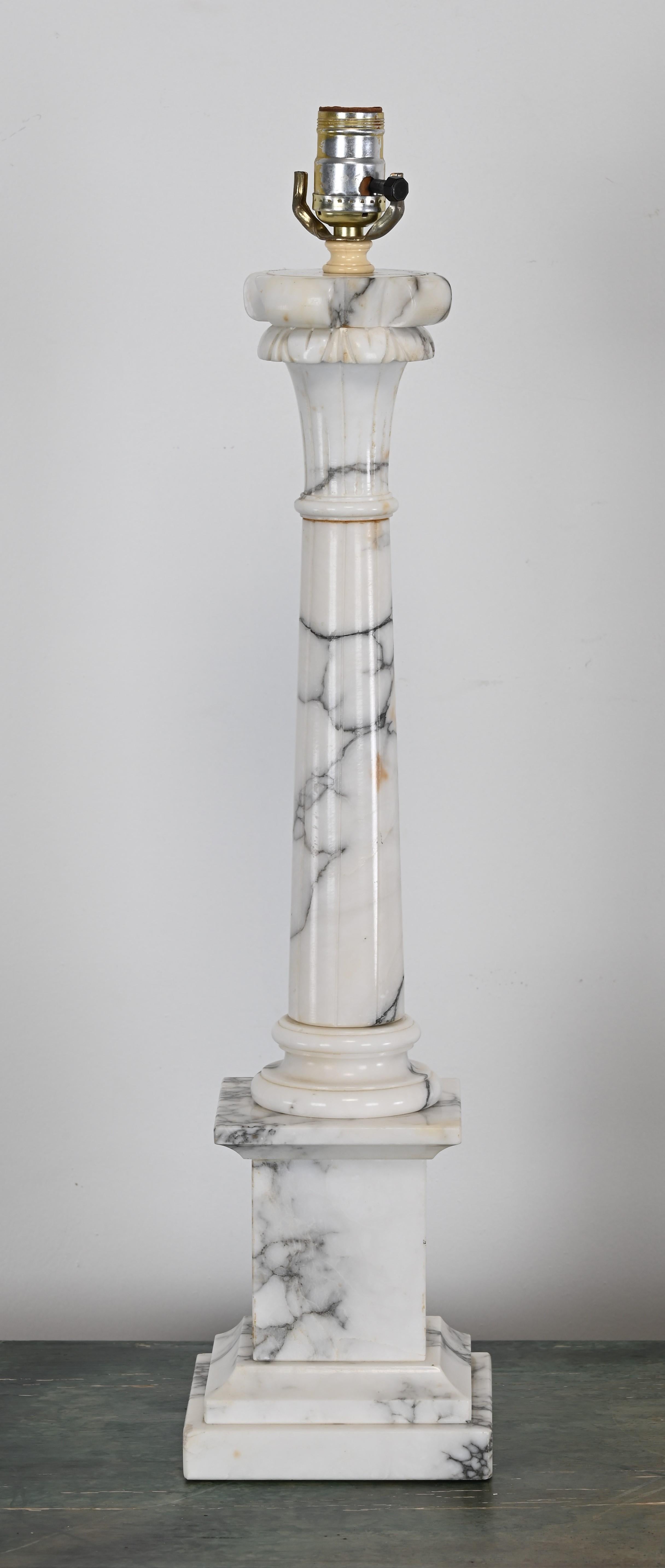 Neoclassical Pair of Italian Alabaster Column Lamps, 1960s