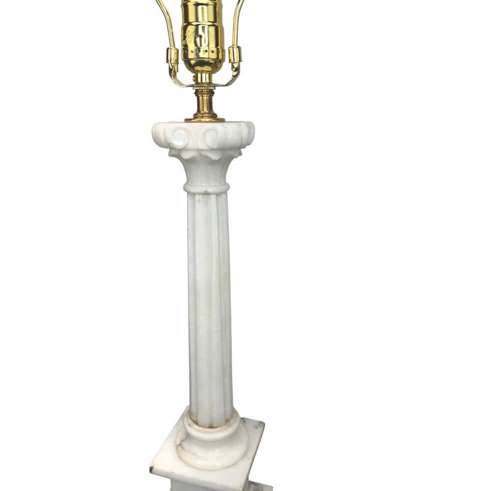 Neoclassical Pair of Italian Alabaster Column Lamps For Sale