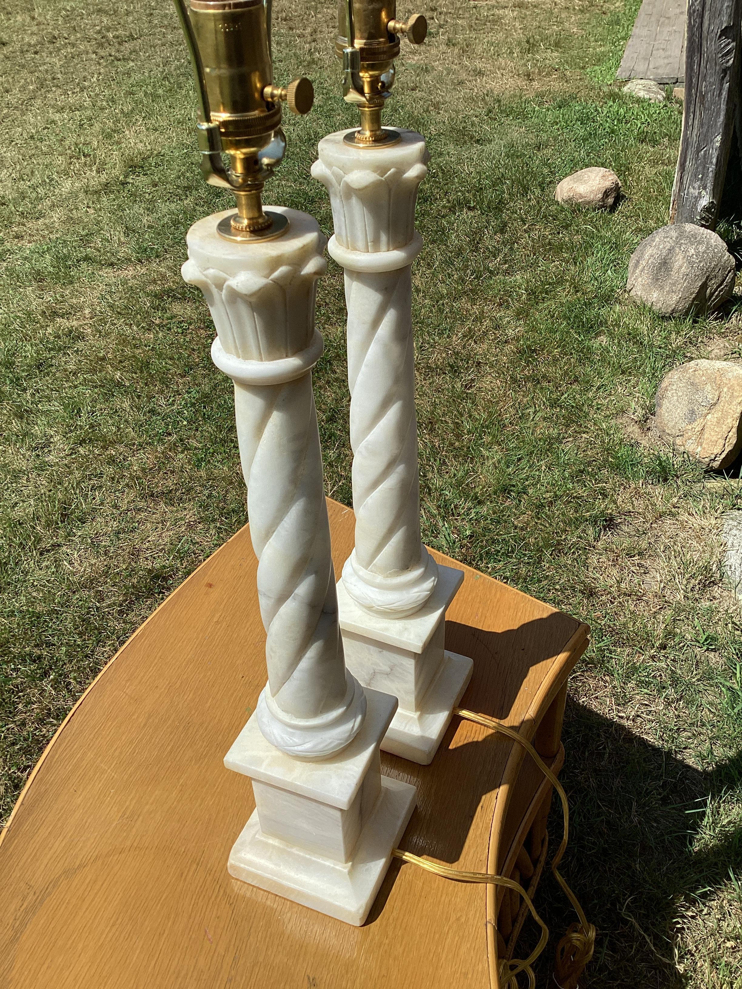 Pair of Italian Alabaster Column Lamps For Sale 2