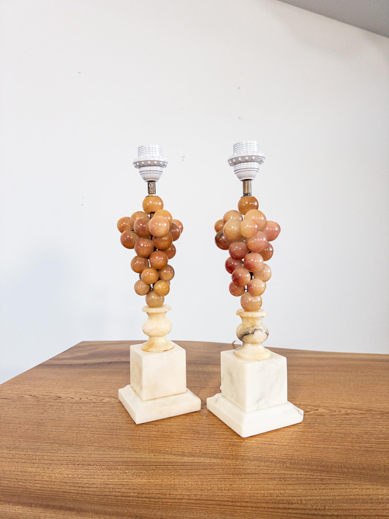Hollywood Regency Coppia di lampade da tavolo italiane in alabastro - anni '50 in vendita