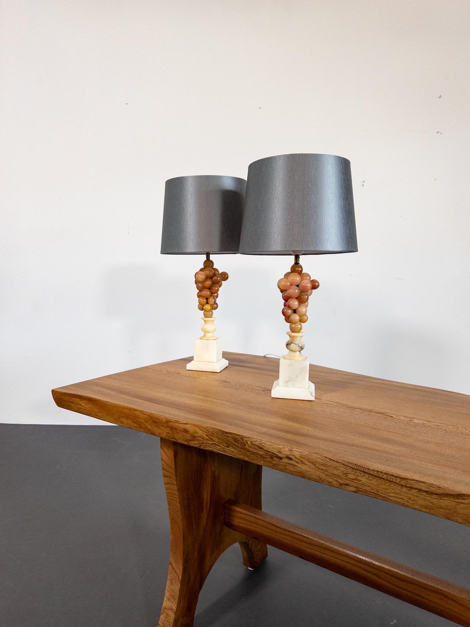 Coppia di lampade da tavolo italiane in alabastro - anni '50 in vendita 2