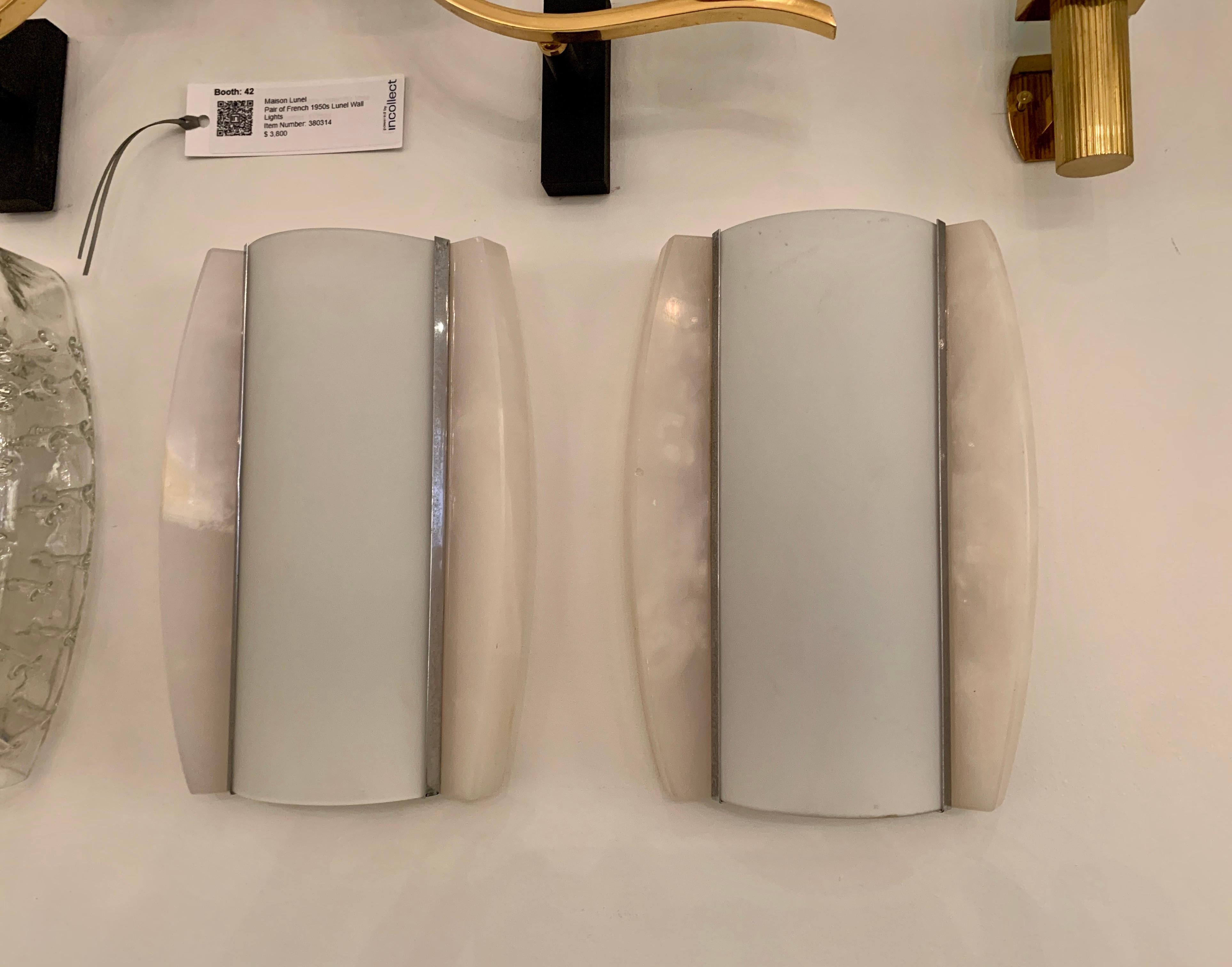 Pair of Italian Alabaster 1960s Space Age Wall Lamps For Sale 12