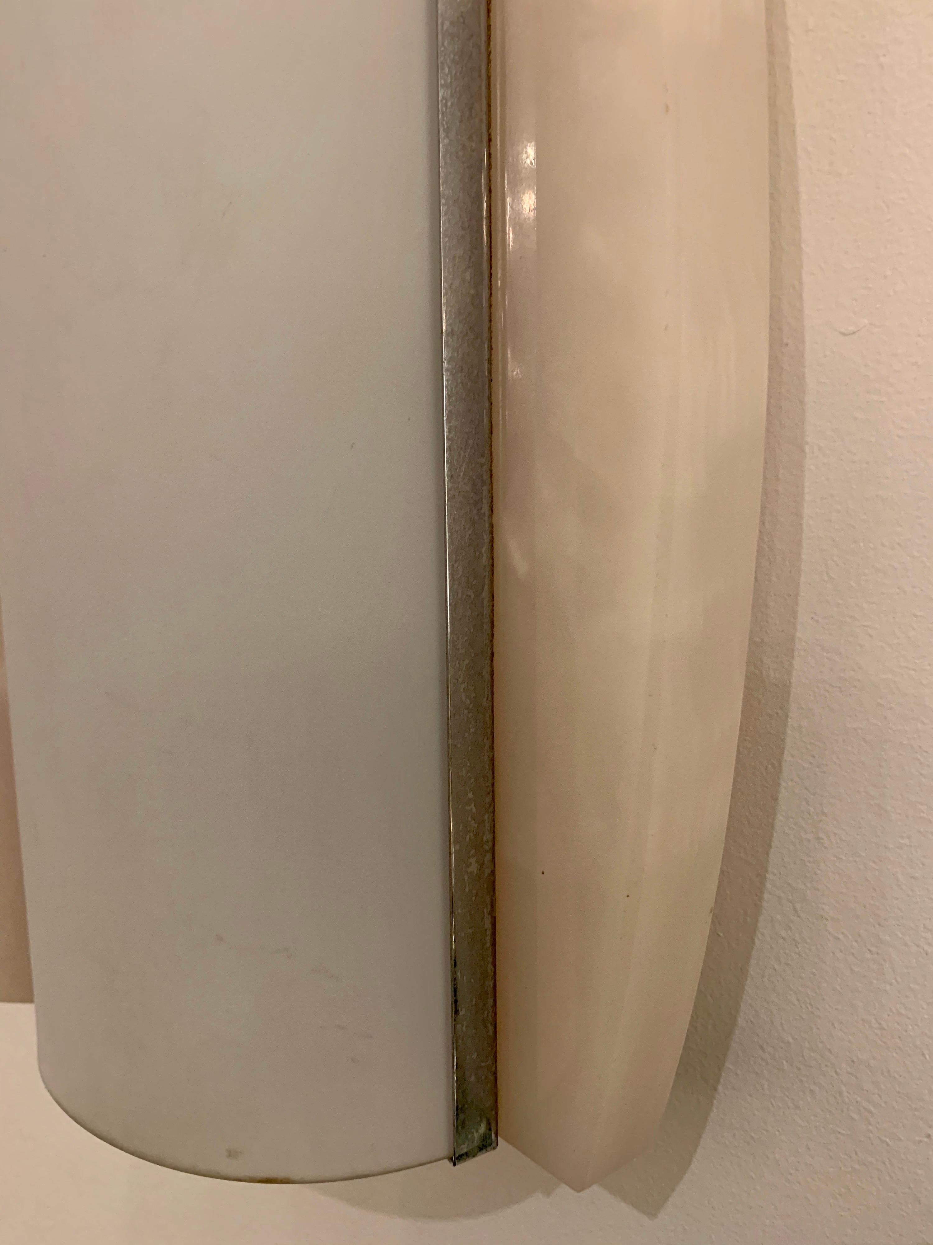 Mid-20th Century Pair of Italian Alabaster 1960s Space Age Wall Lamps For Sale