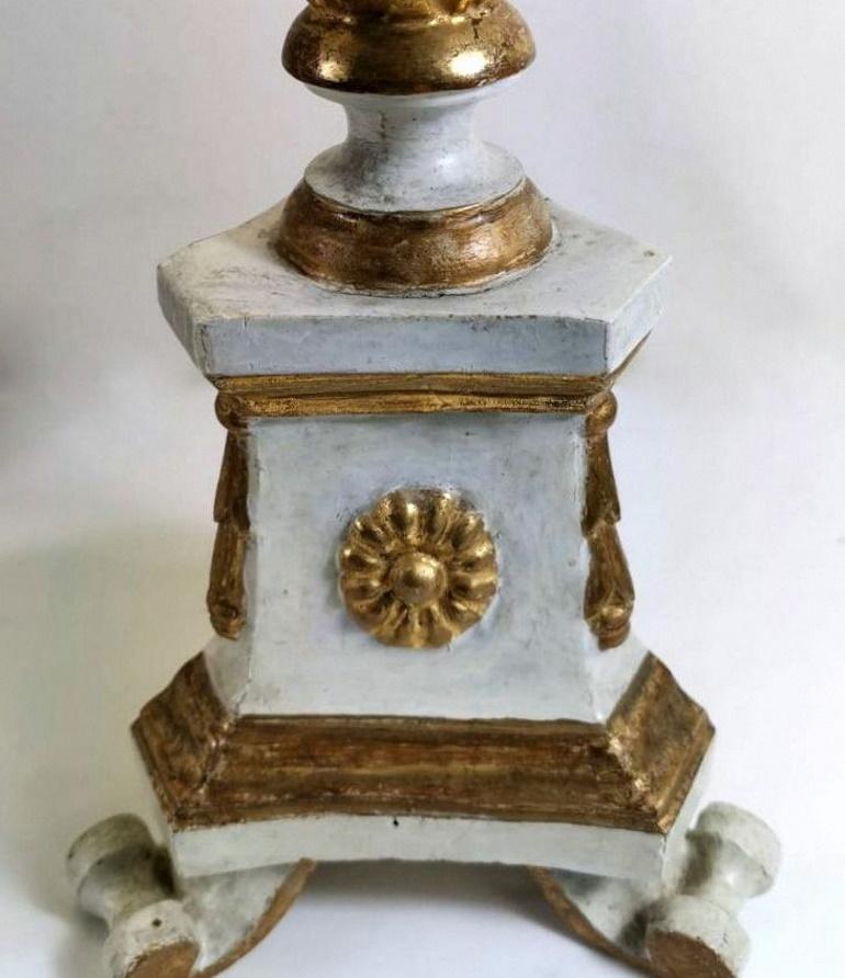 Pair of Italian Altar Candelabra in Carved Wood, Lacquered and Gilded 3