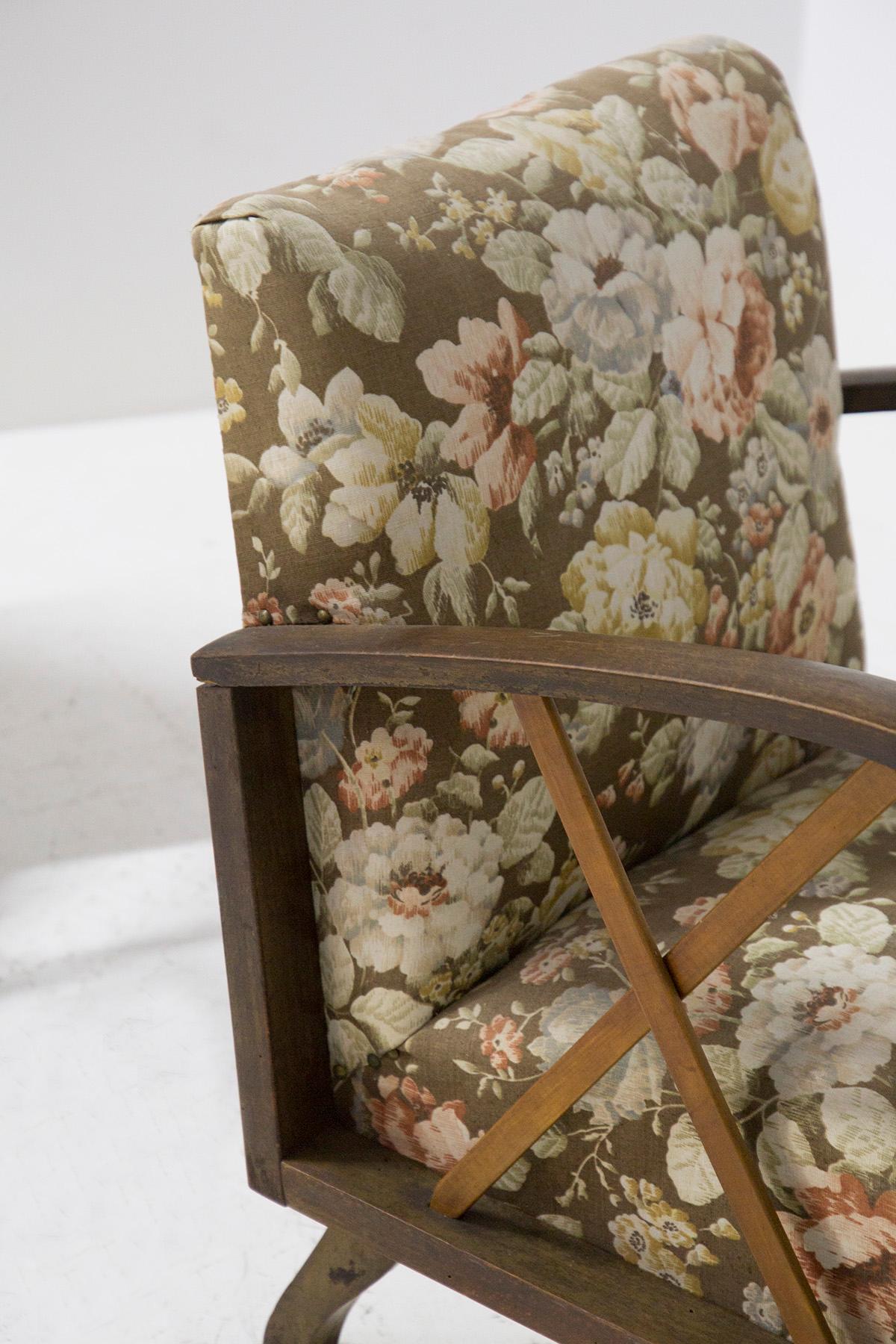 Milieu du XXe siècle Paire de fauteuils italiens attribués à Paolo Buffa en vente