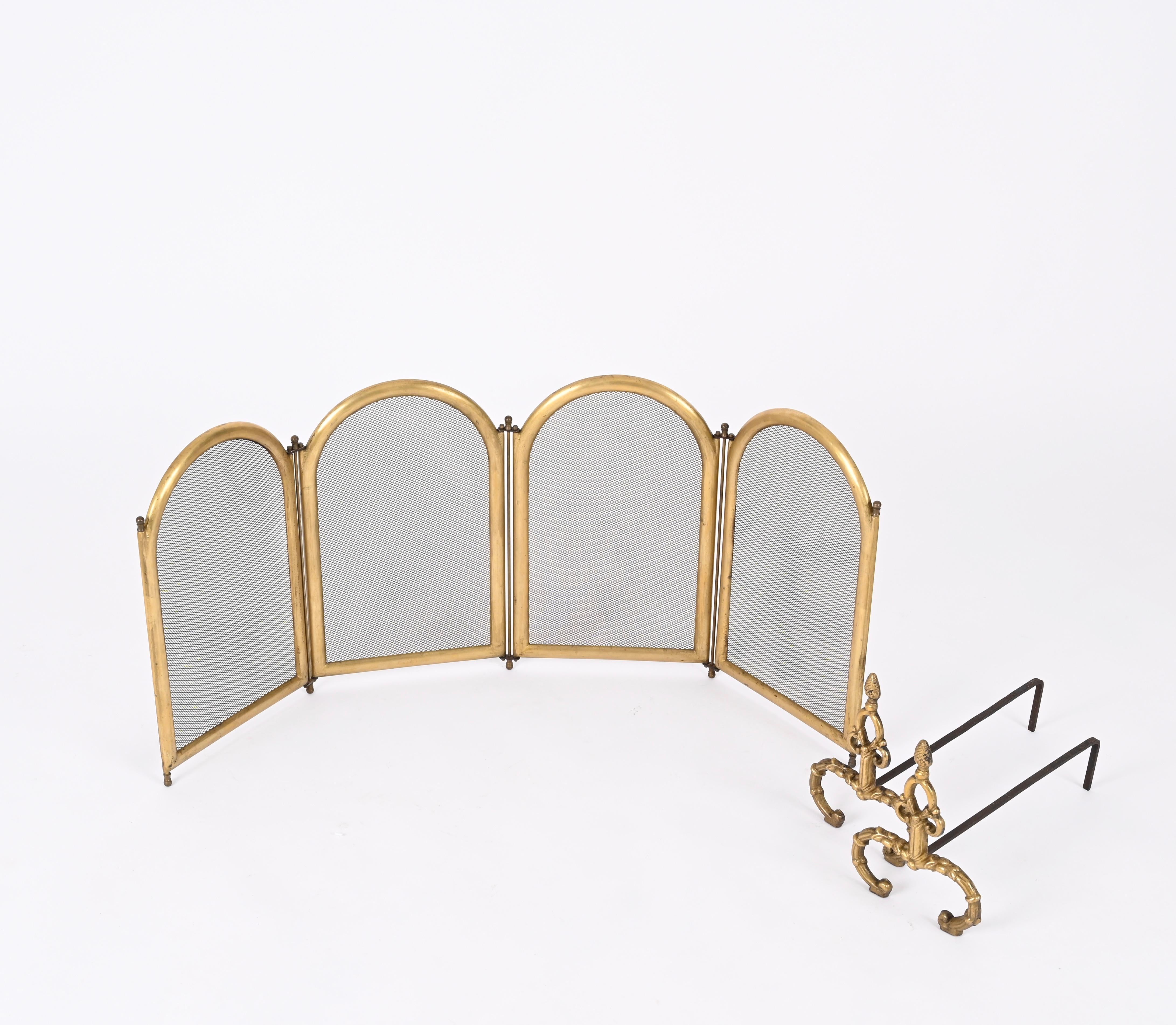Forgé Paire de chenets italiens en bronze doré et fer de style Louis XV, Italie, années 1940 en vente