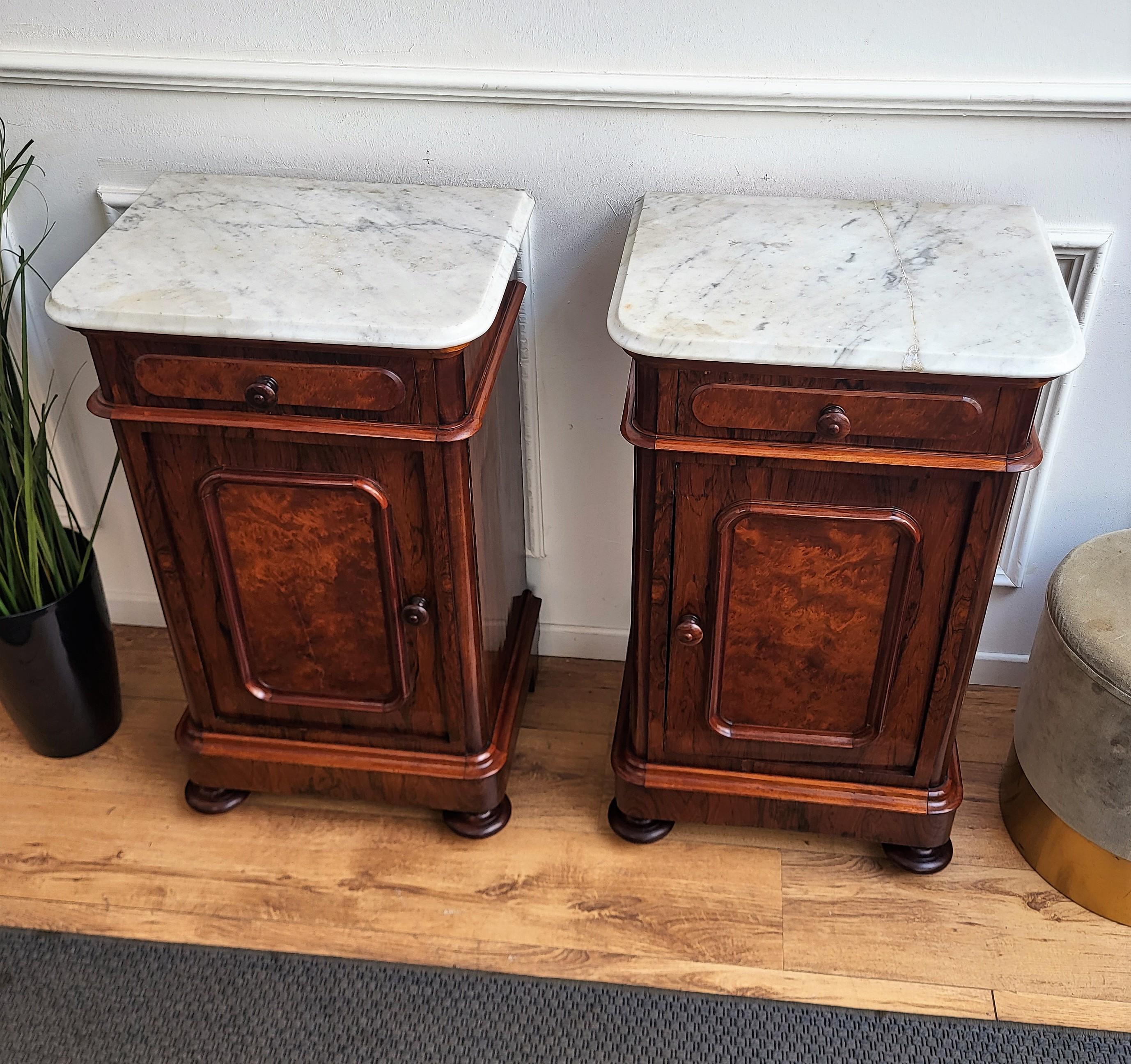 Mid-Century Modern Pair of Italian Antique Walnut Burl White Carrara Marble Night Stands Bed Tables