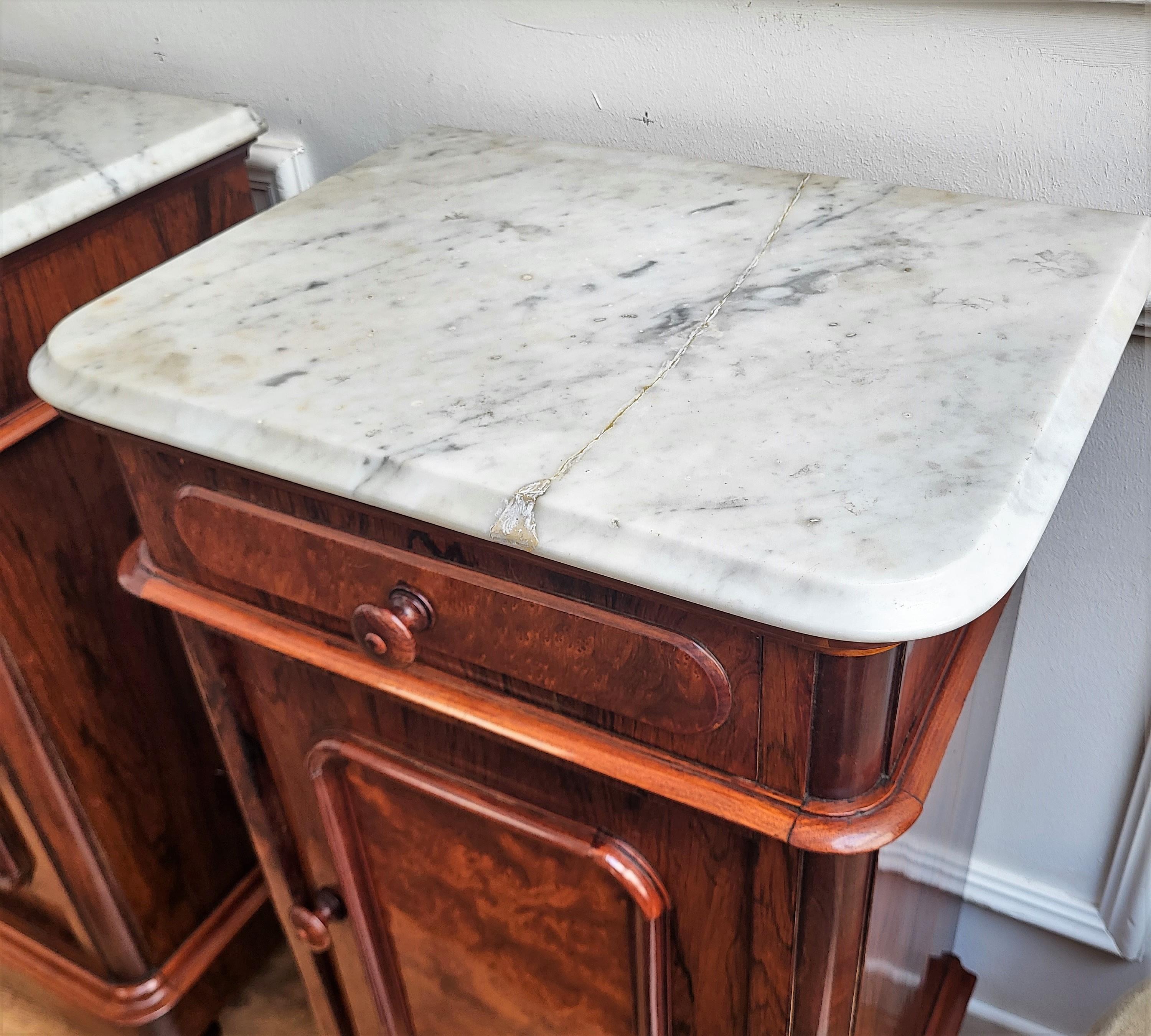 Pair of Italian Antique Walnut Burl White Carrara Marble Night Stands Bed Tables 1