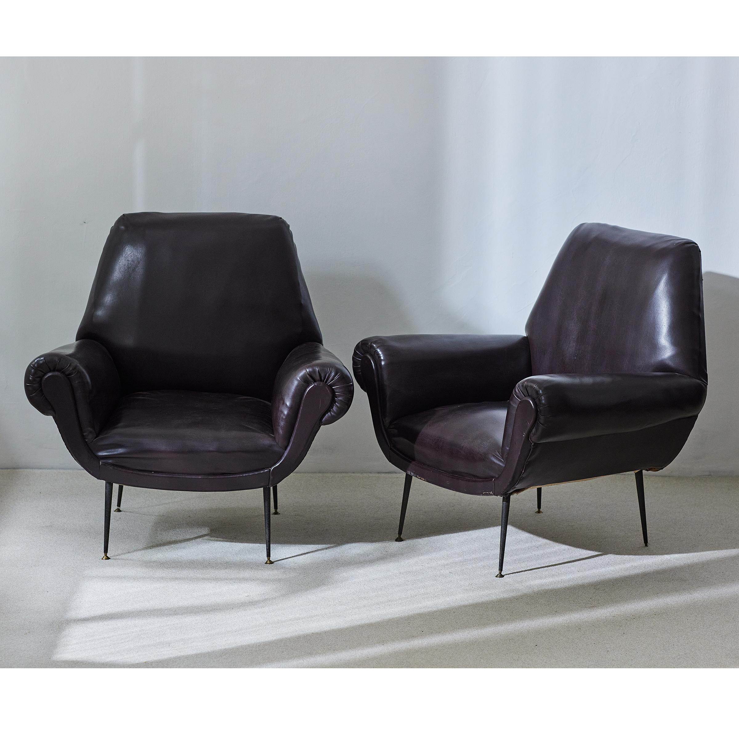 Pareja de sillones italianos diseñados por Gigi Radice para Minott Años 50 mediados del siglo XX en venta