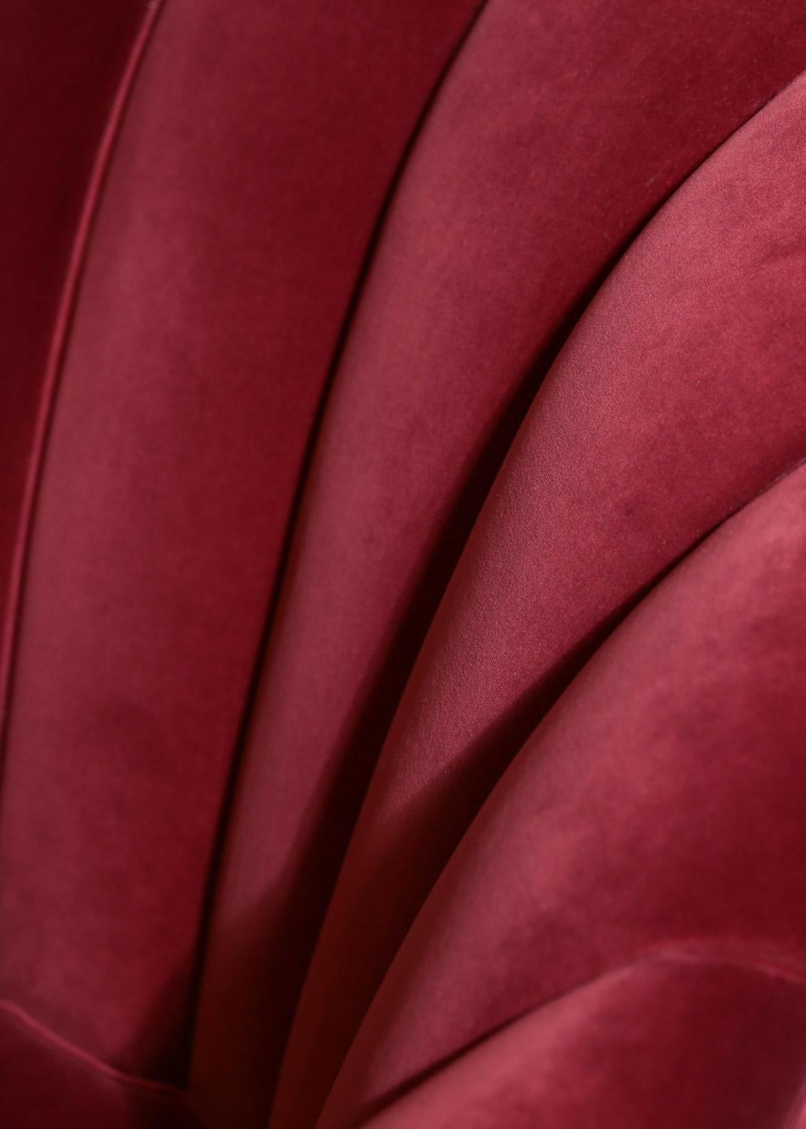 Pair of Italian Armchair in the Style of Gio Ponti Burgundy Velvet 4