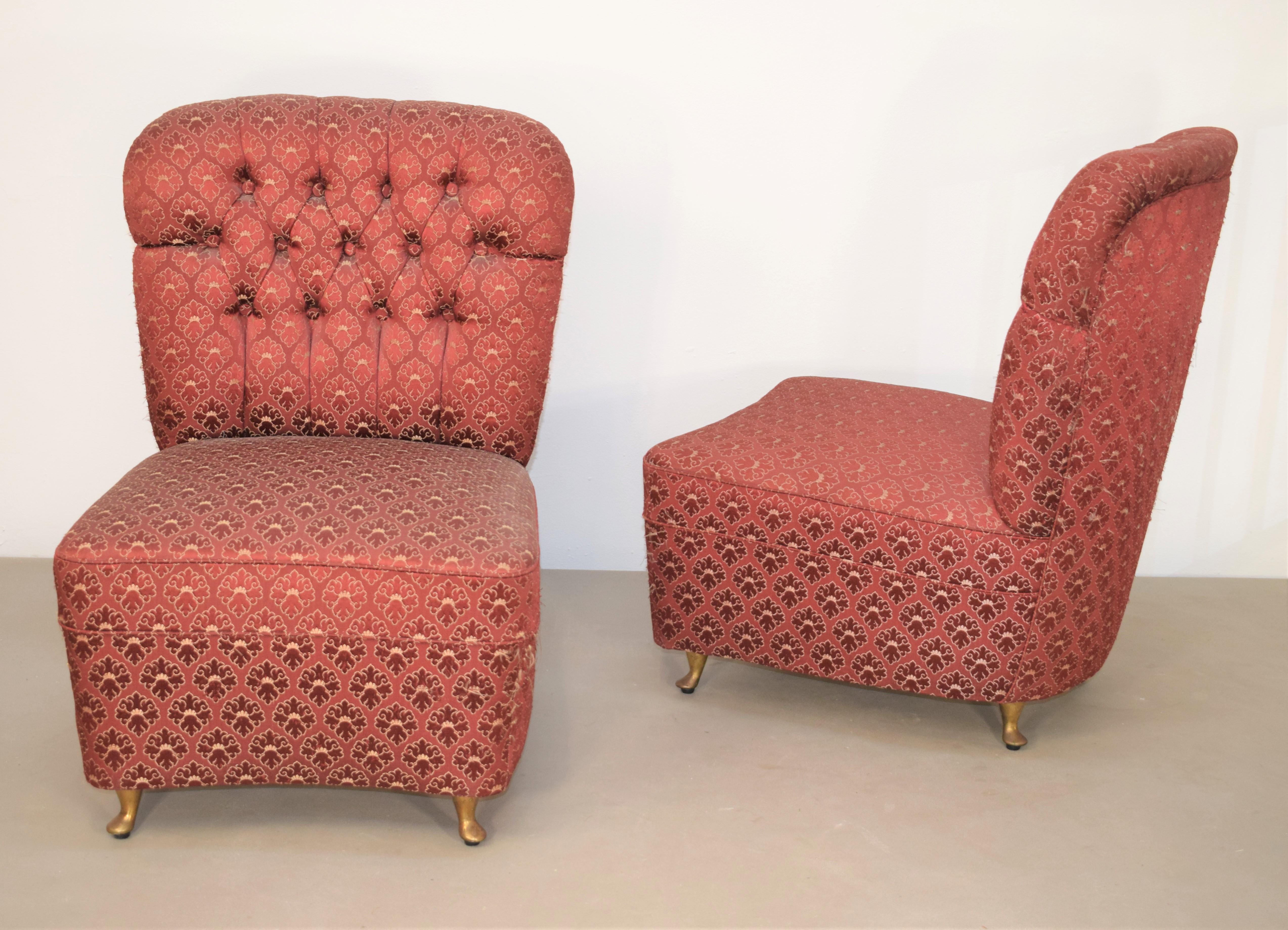 Pair of Italian armchairs, 1950s.

Dimensions: H= 76 cm; W= 51 cm; D=  57 cm; H S= 38 cm.
