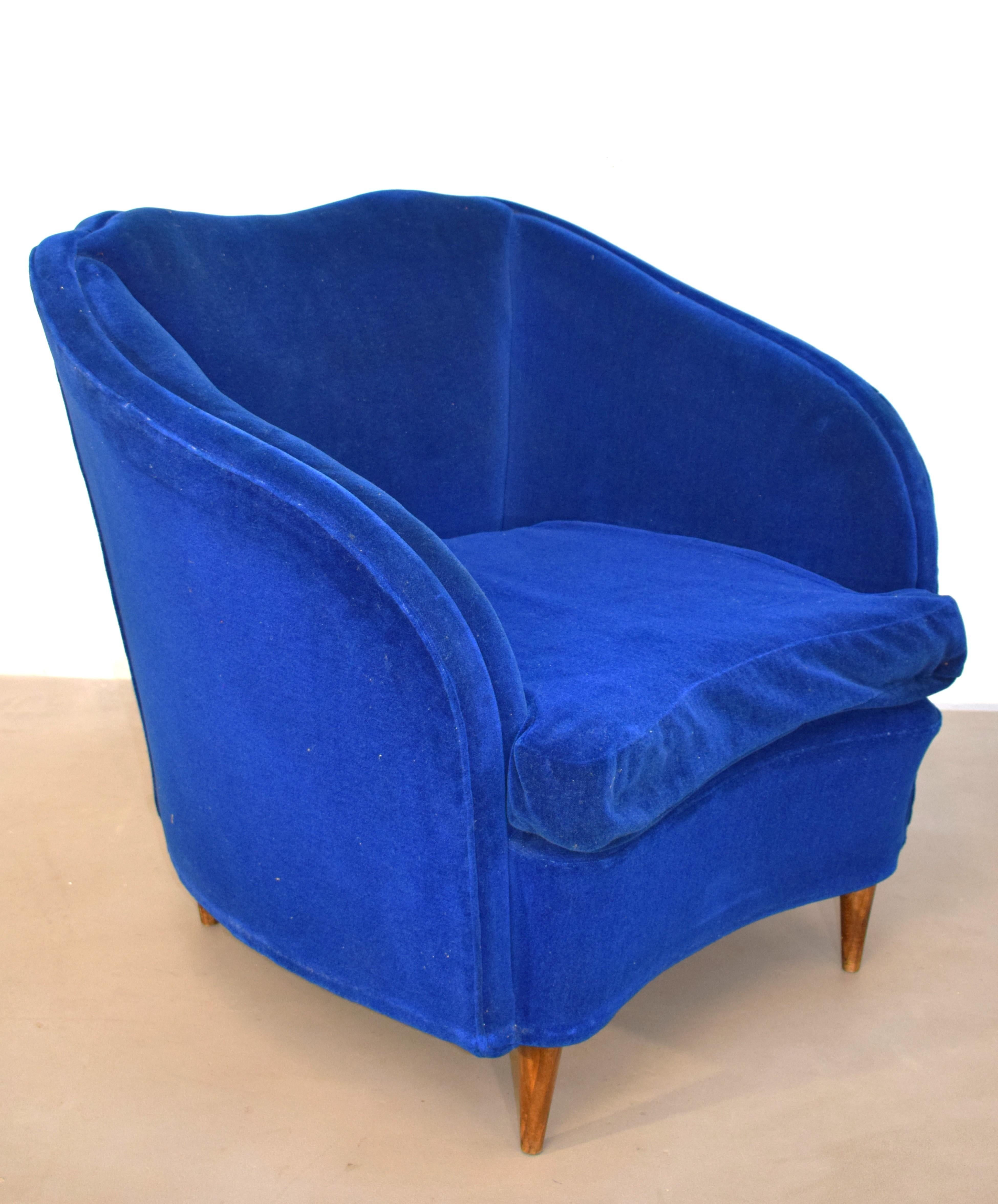 Mid-Century Modern Pair of Italian armchairs, 1950s For Sale