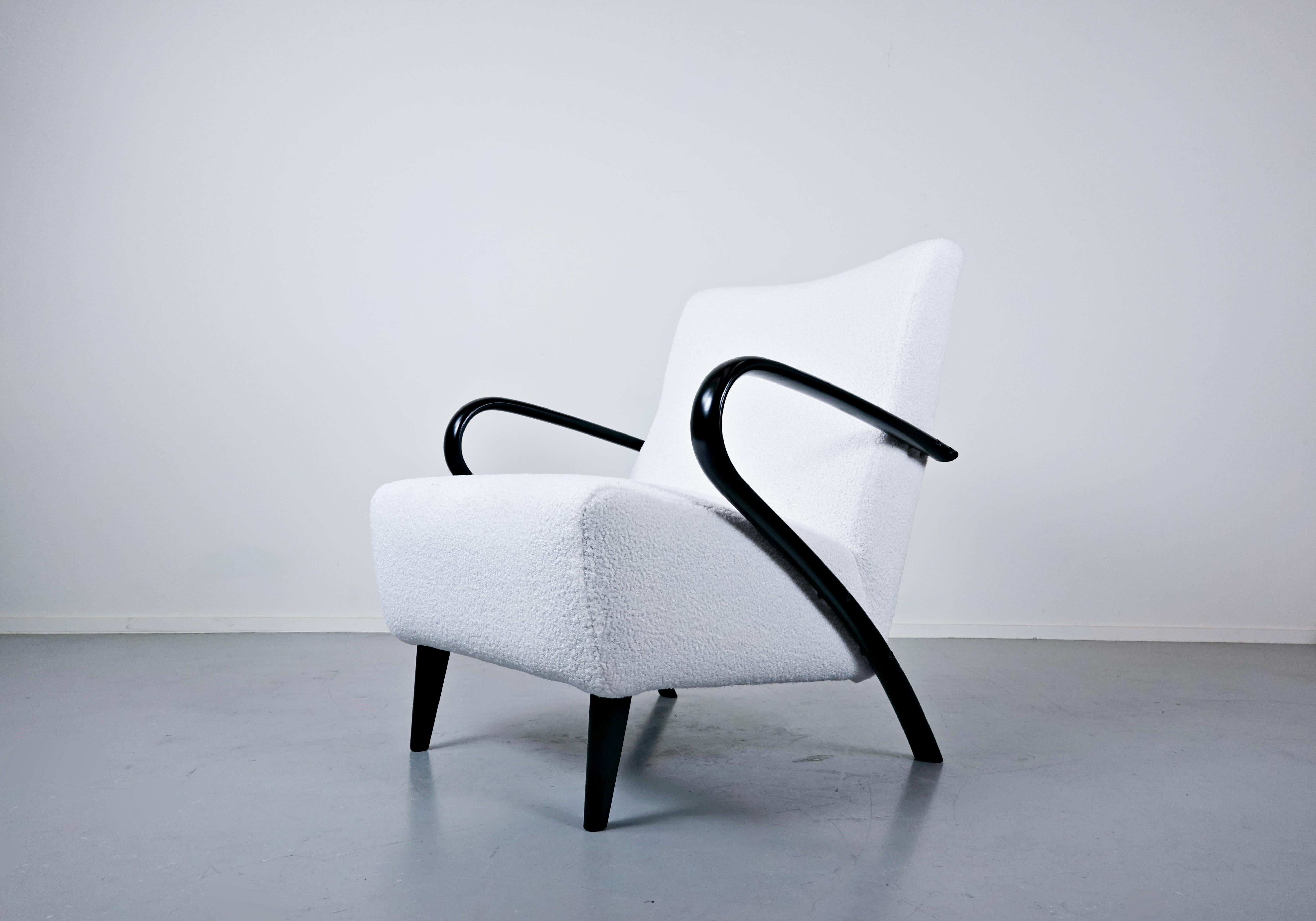 Pair of White Mid-Century Modern Italian Armchairs, 1950s, New Upholstery 6