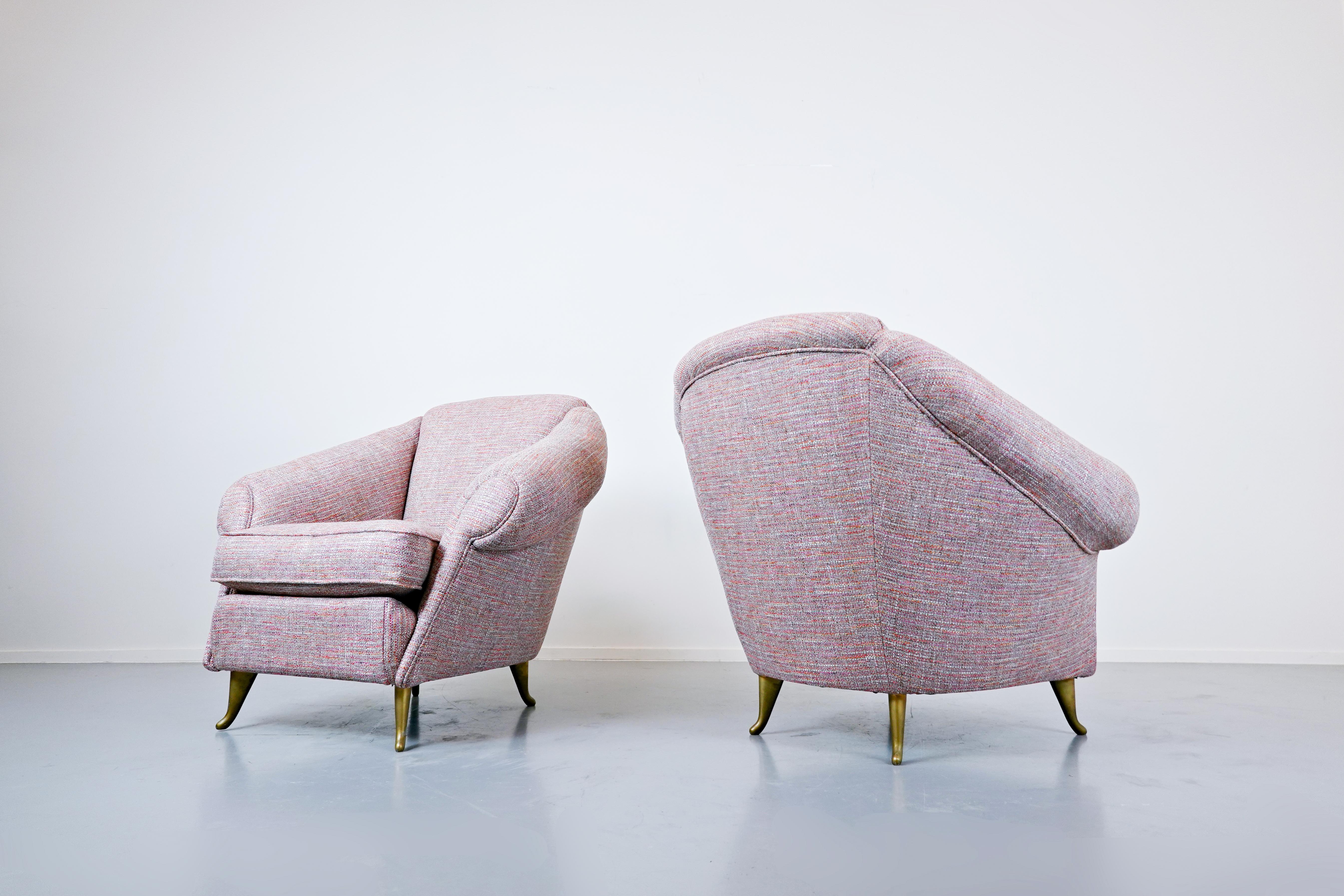 Paire de fauteuils italiens rose clair, années 1950, nouvelle tapisserie