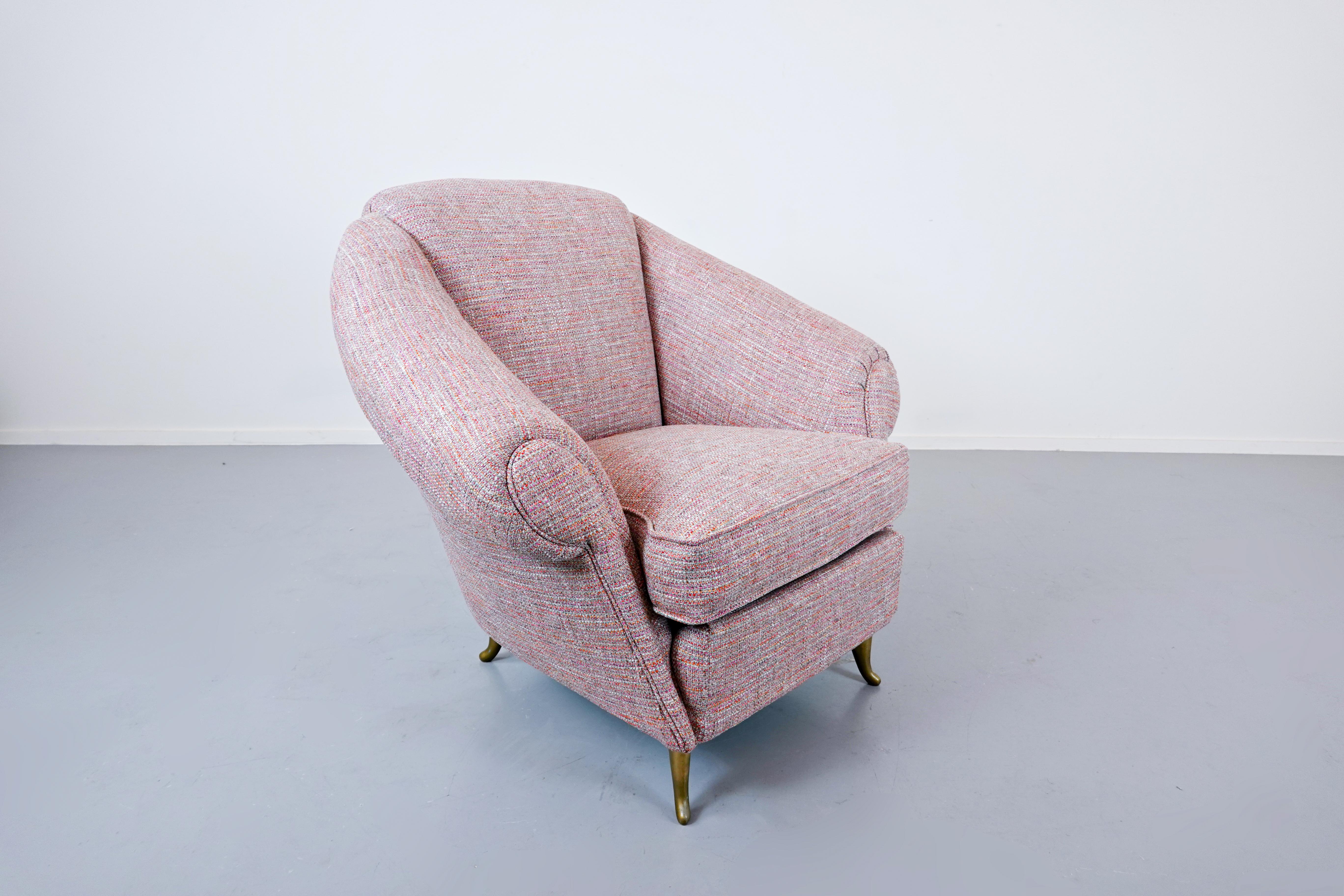 Mid-20th Century Pair of Mid-Century Modern Light Pink Italian Armchairs, 1950s, New Upholstery For Sale