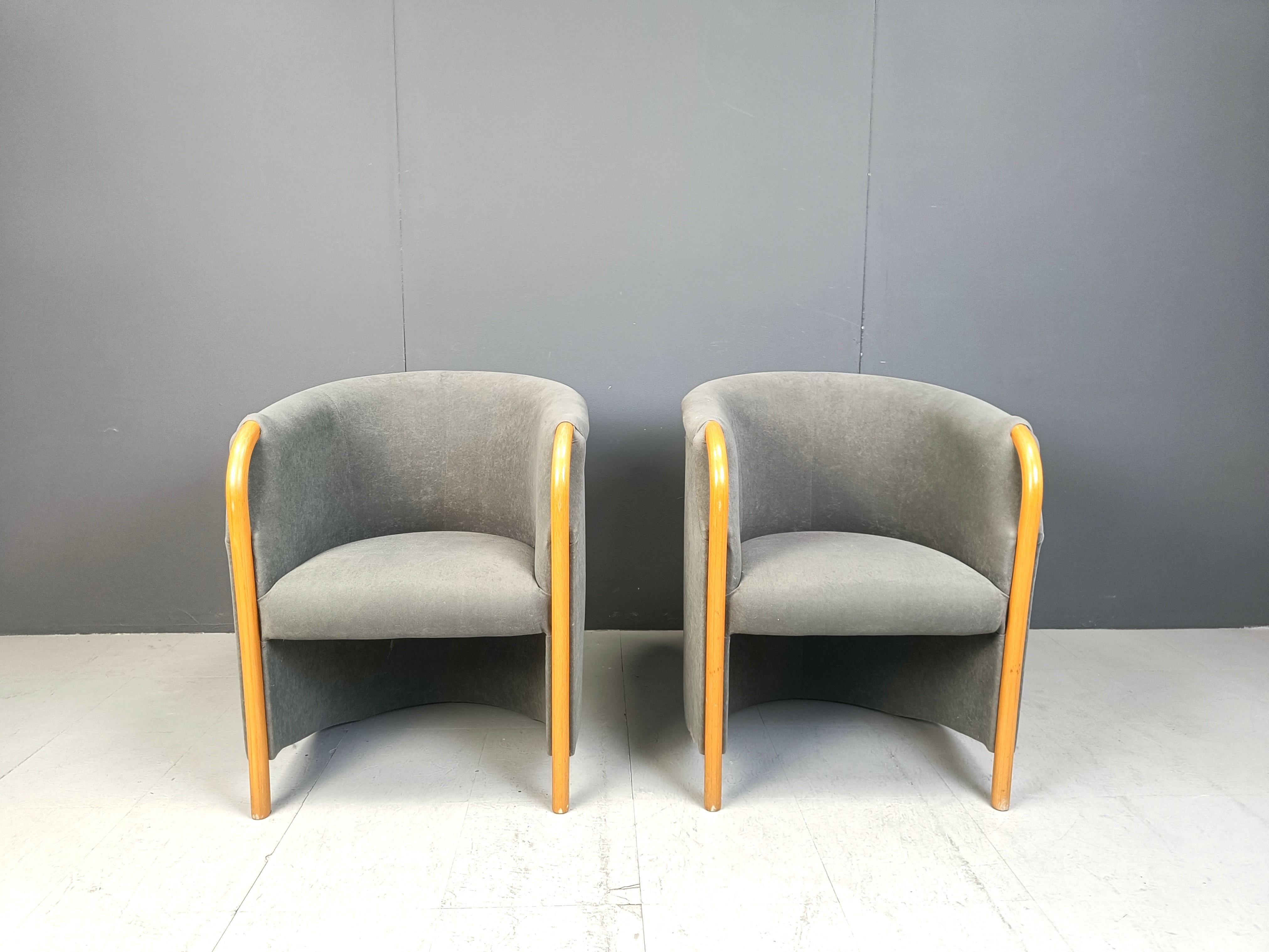 Pareja de sillones italianos, años 80 Moderno de mediados de siglo en venta