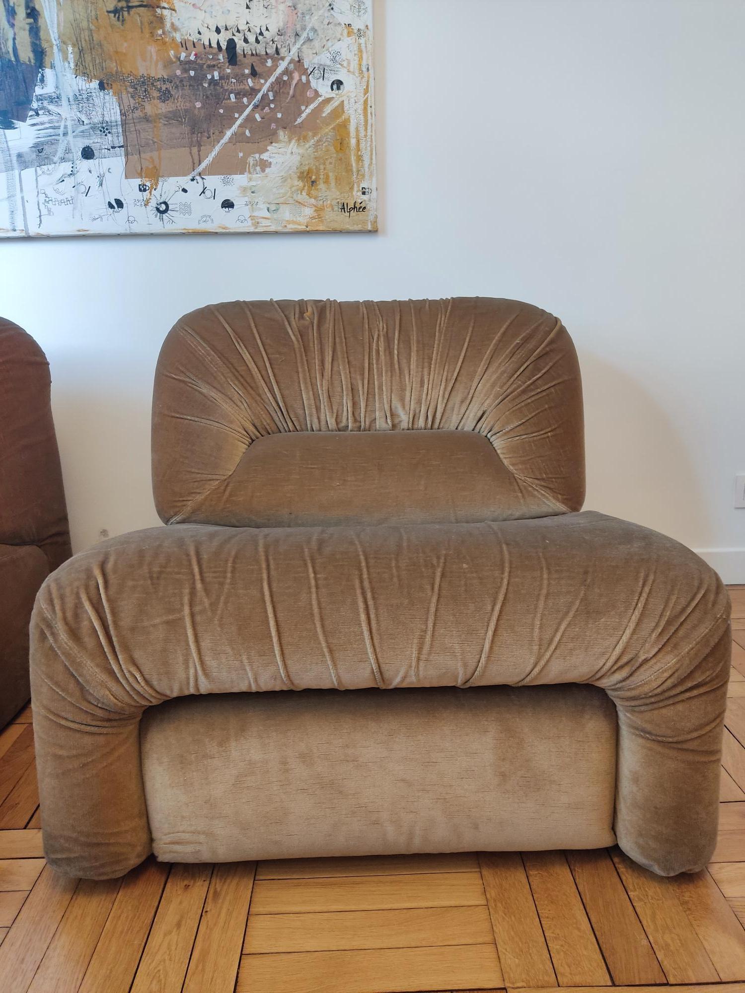 Pair OF italian armchairs 70s  3
