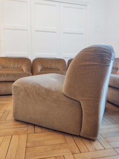 Pair OF italian armchairs 70s