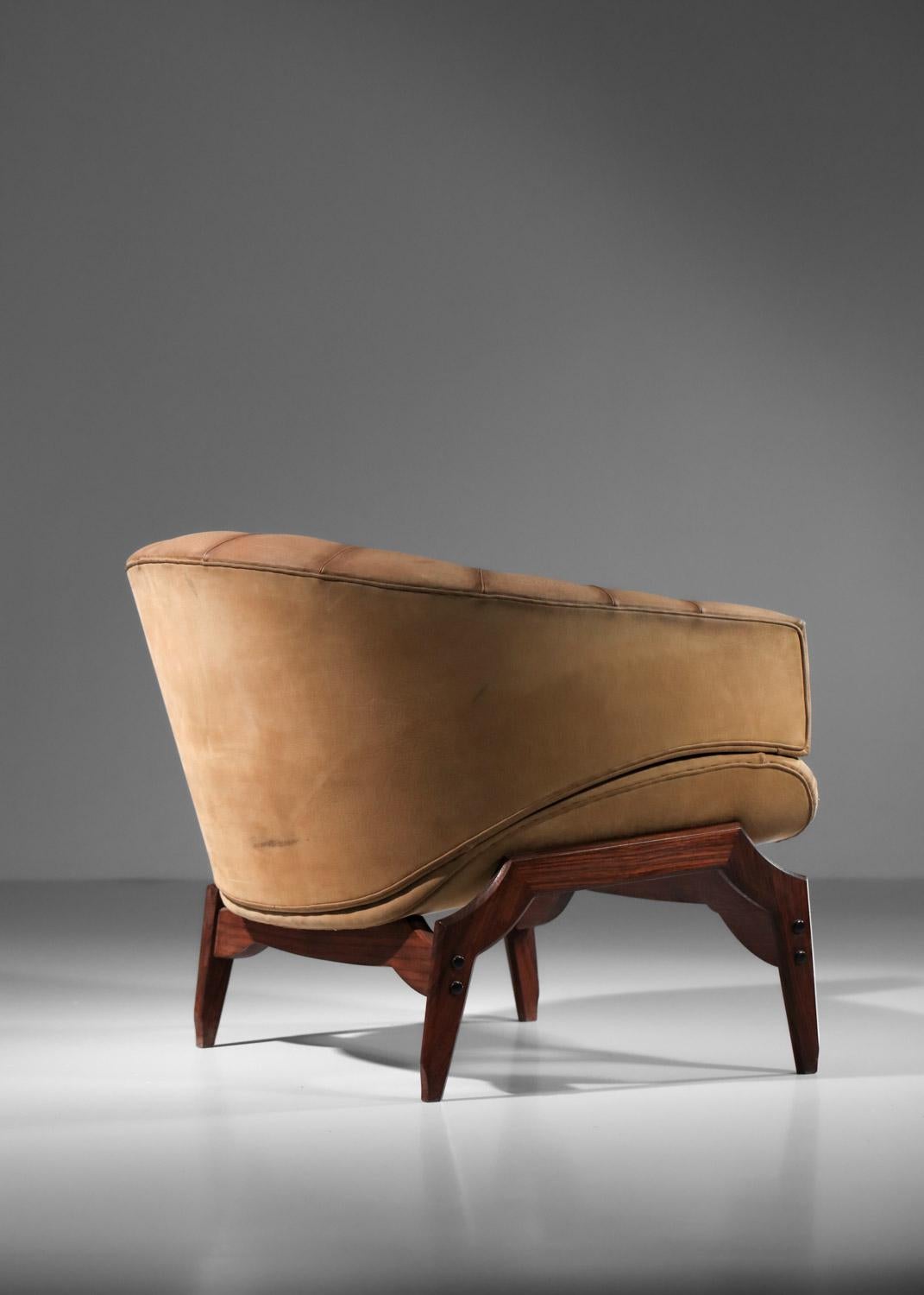 Paire de fauteuils italiens attribués à Ico Parisi en cuir et bois massif en vente 8