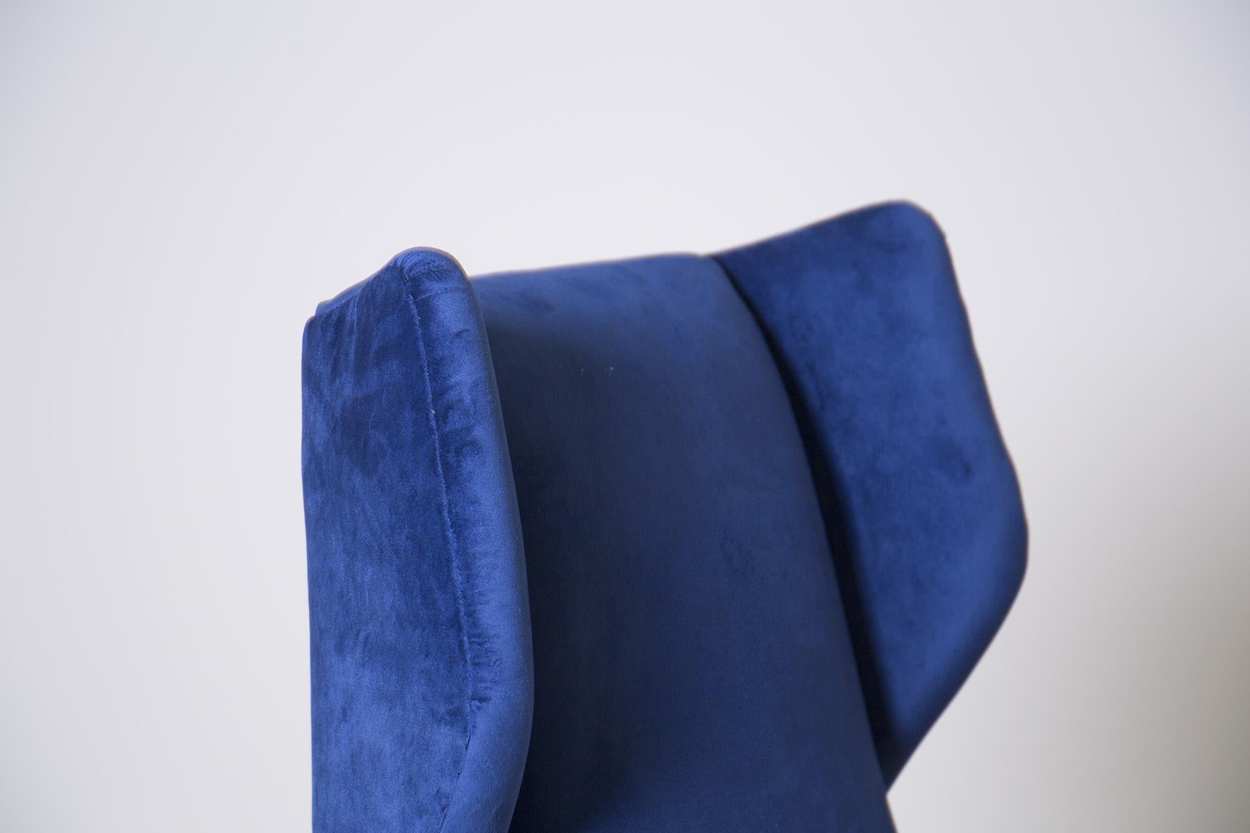 Pair of Italian Armchairs by Cassina in Blue Velvet, 1950s In Good Condition In Milano, IT