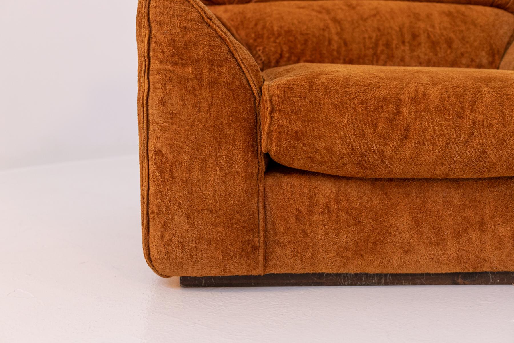 Pair of Italian Armchairs by D'urbino, De Pas and Lomazzi in Orange Velvet 1