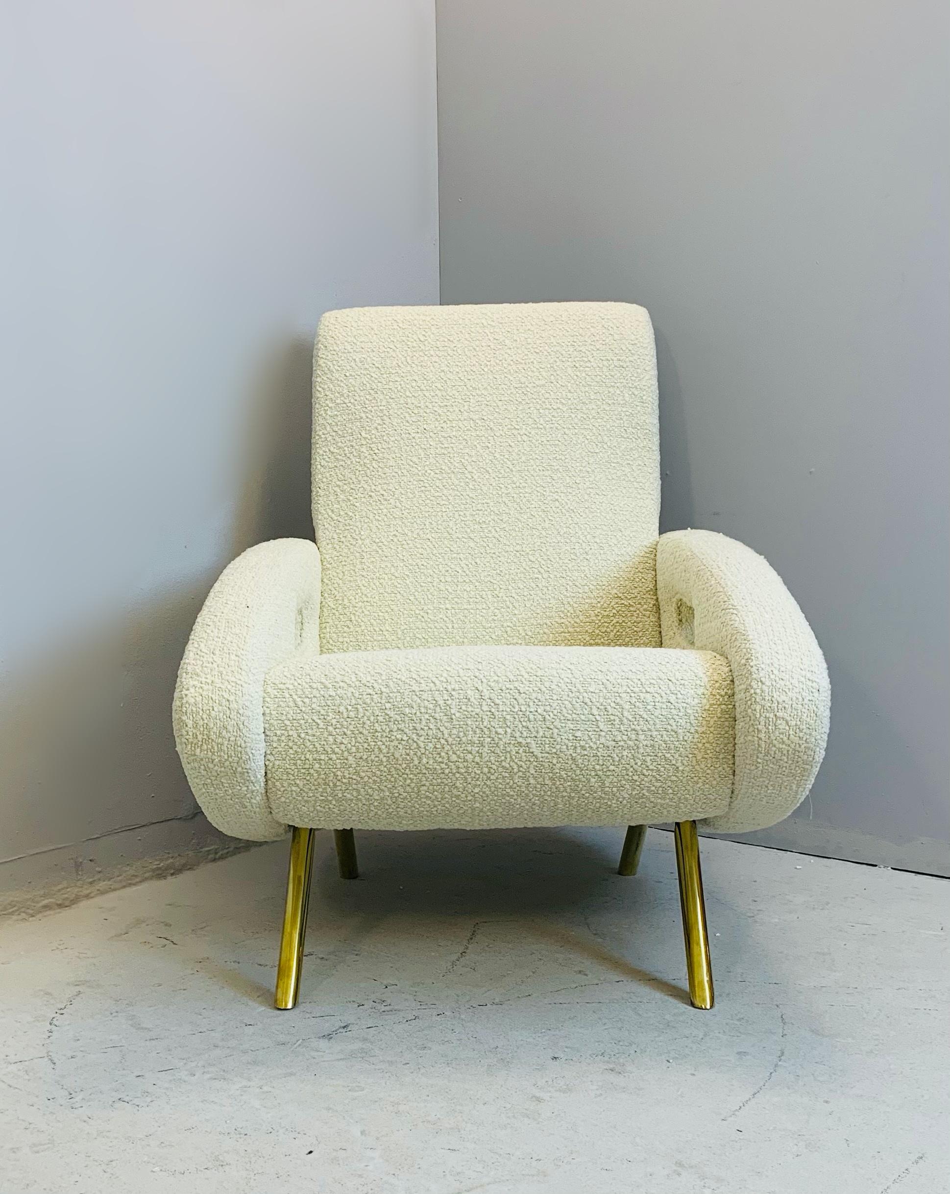20th Century Pair of Mid-Century Modern Italian Armchairs, White Fabric - Reupholstered 