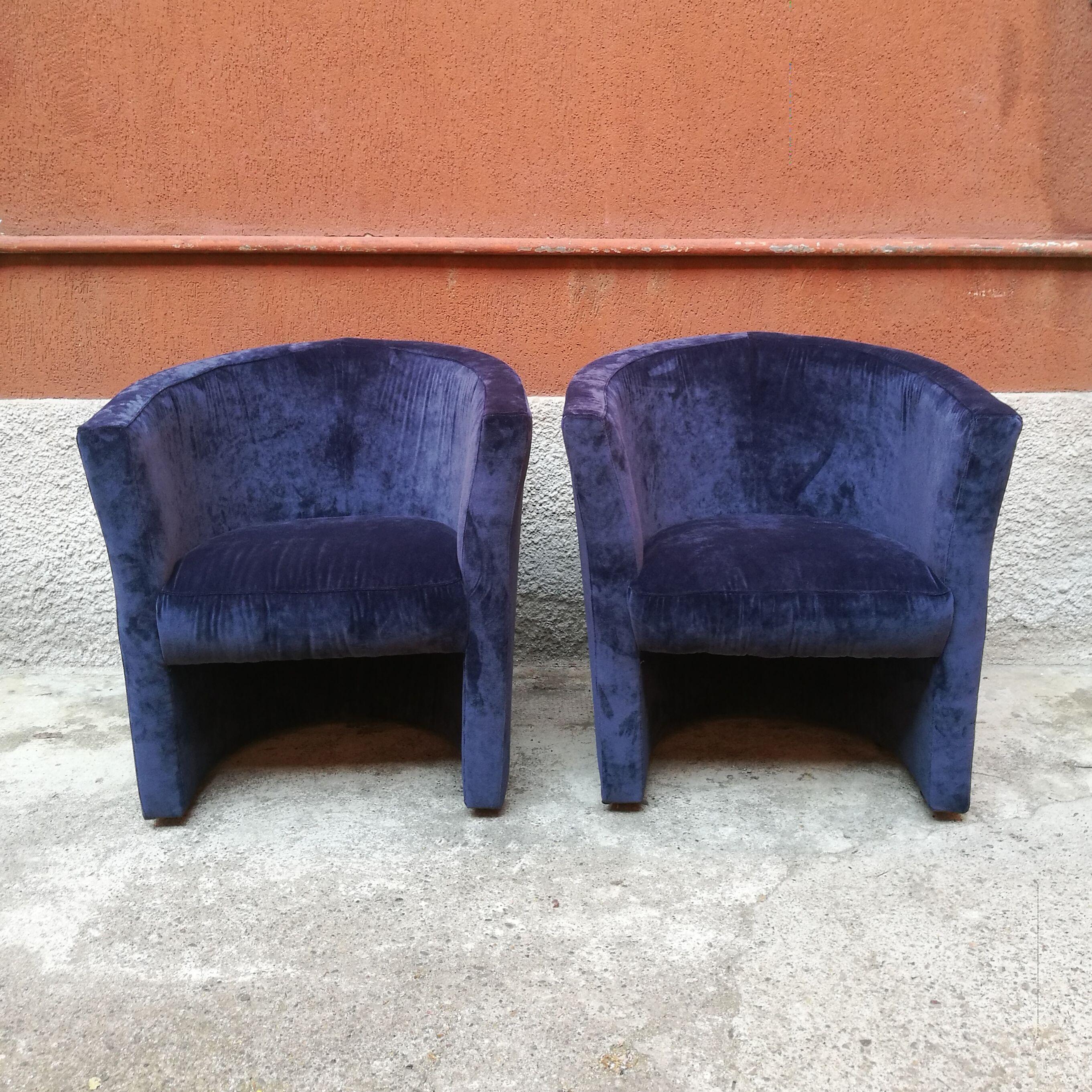 Pair of Italian Armchairs in Blue Velvet, 1970s (Italienisch)