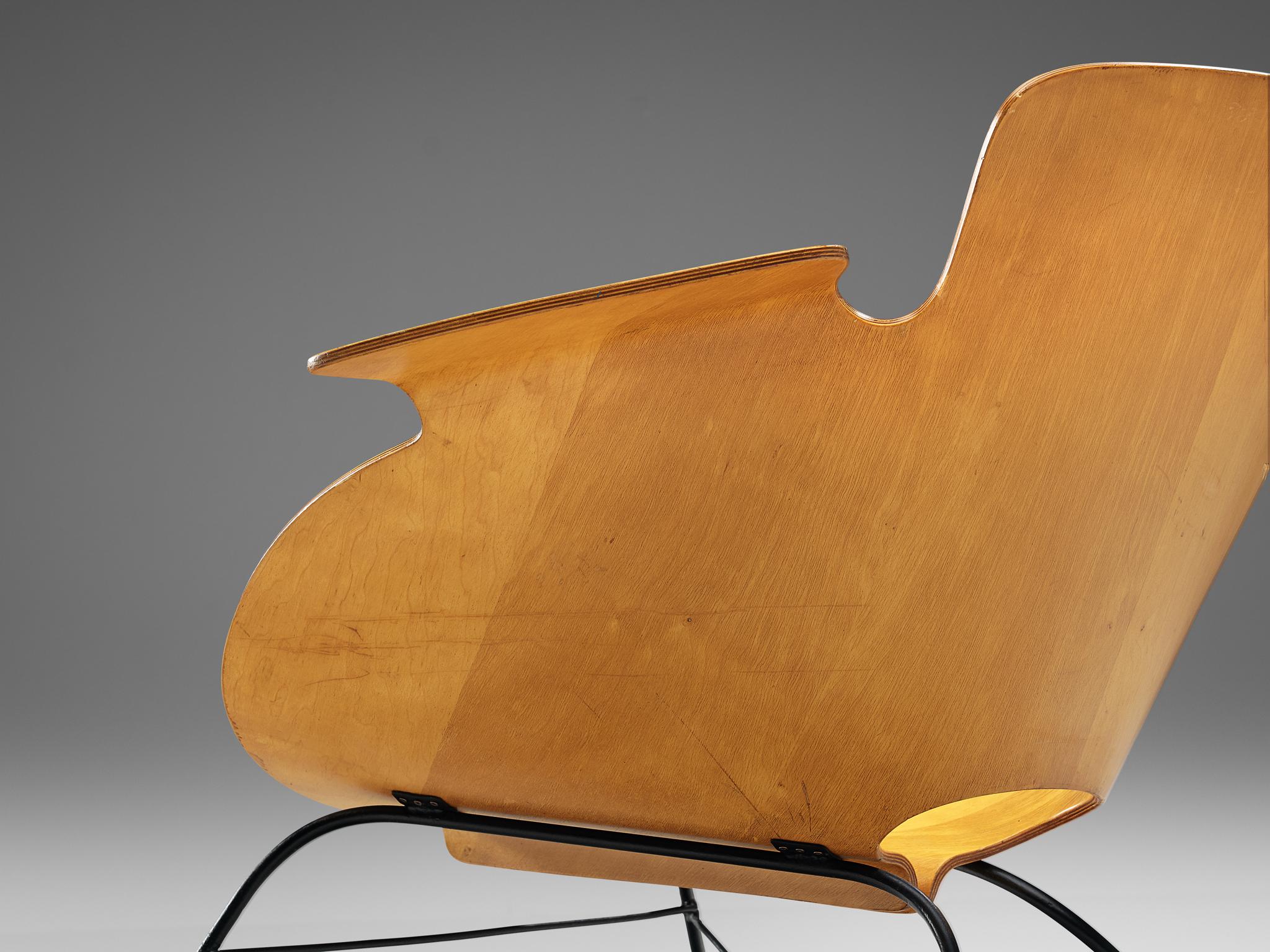Mid-20th Century Eugenio Gerli Pair of Italian Armchairs in Plywood and Metal