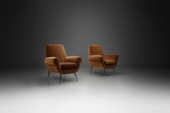 Paire de fauteuils italiens à la manière de Gigi Radice, Italie vers 1960