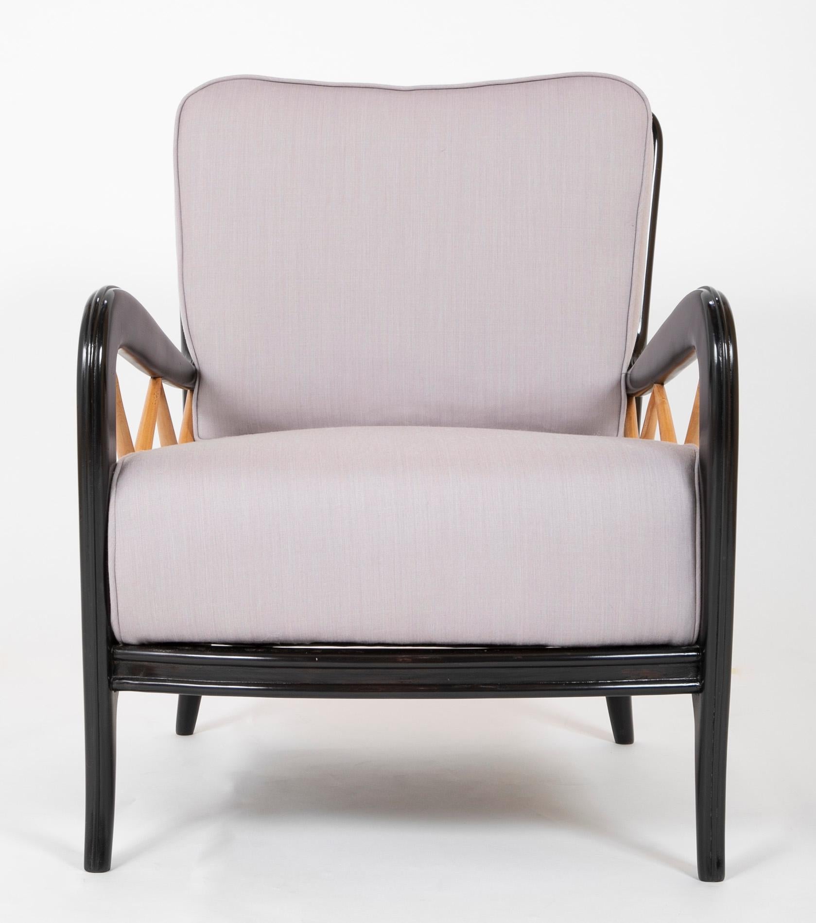 Mid-Century Modern Pair of Italian Armchairs in the Manner of Paolo Buffa
